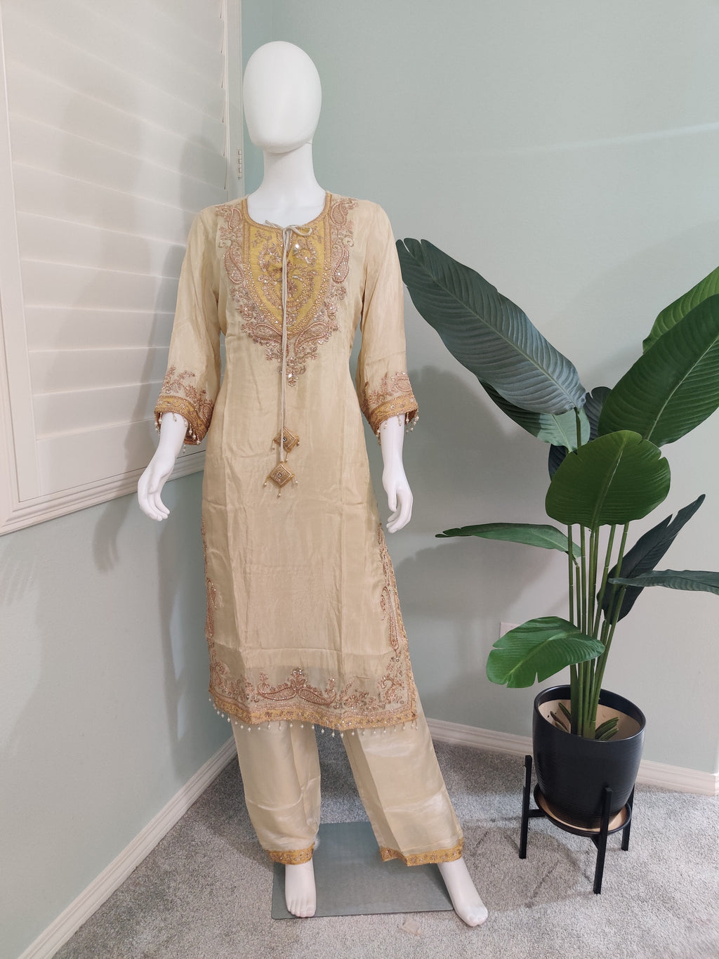 Festive Wear Embroidered Kurta Set
