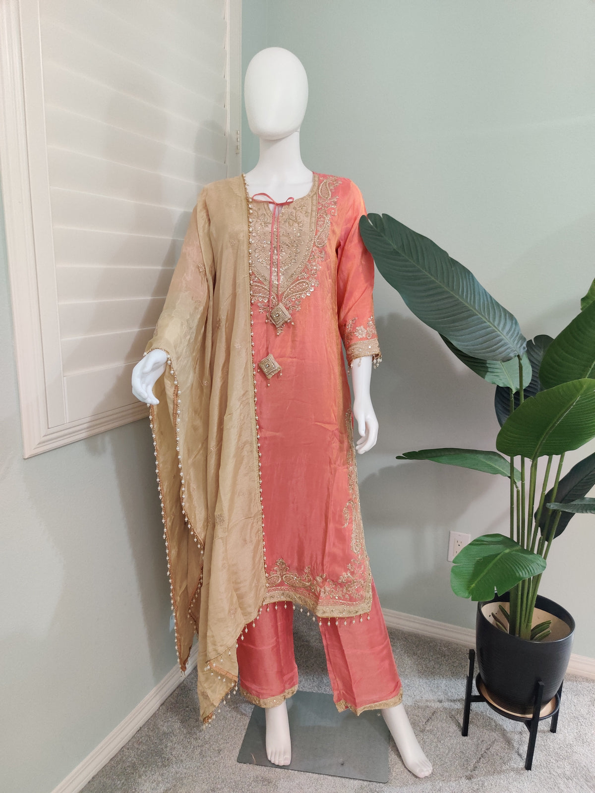 Festive Wear Embroidered Kurta Set