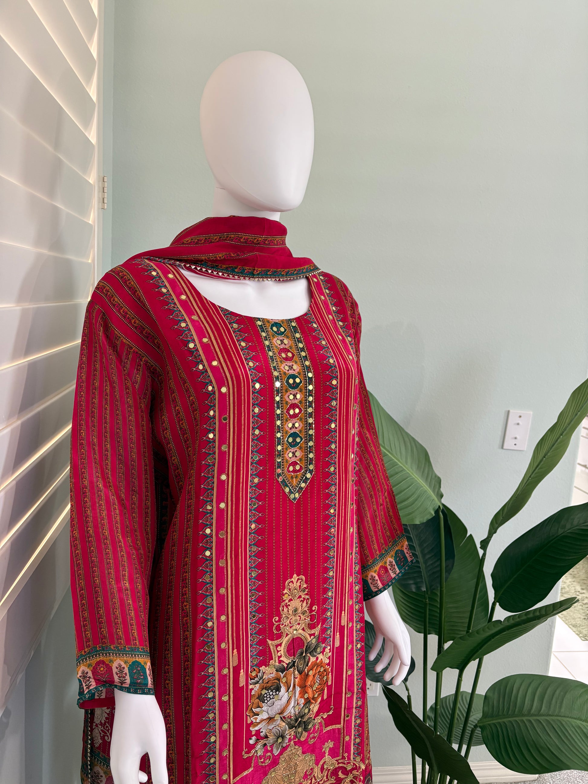 Crepe Silk Mirror Work Kurta Set Plus Size