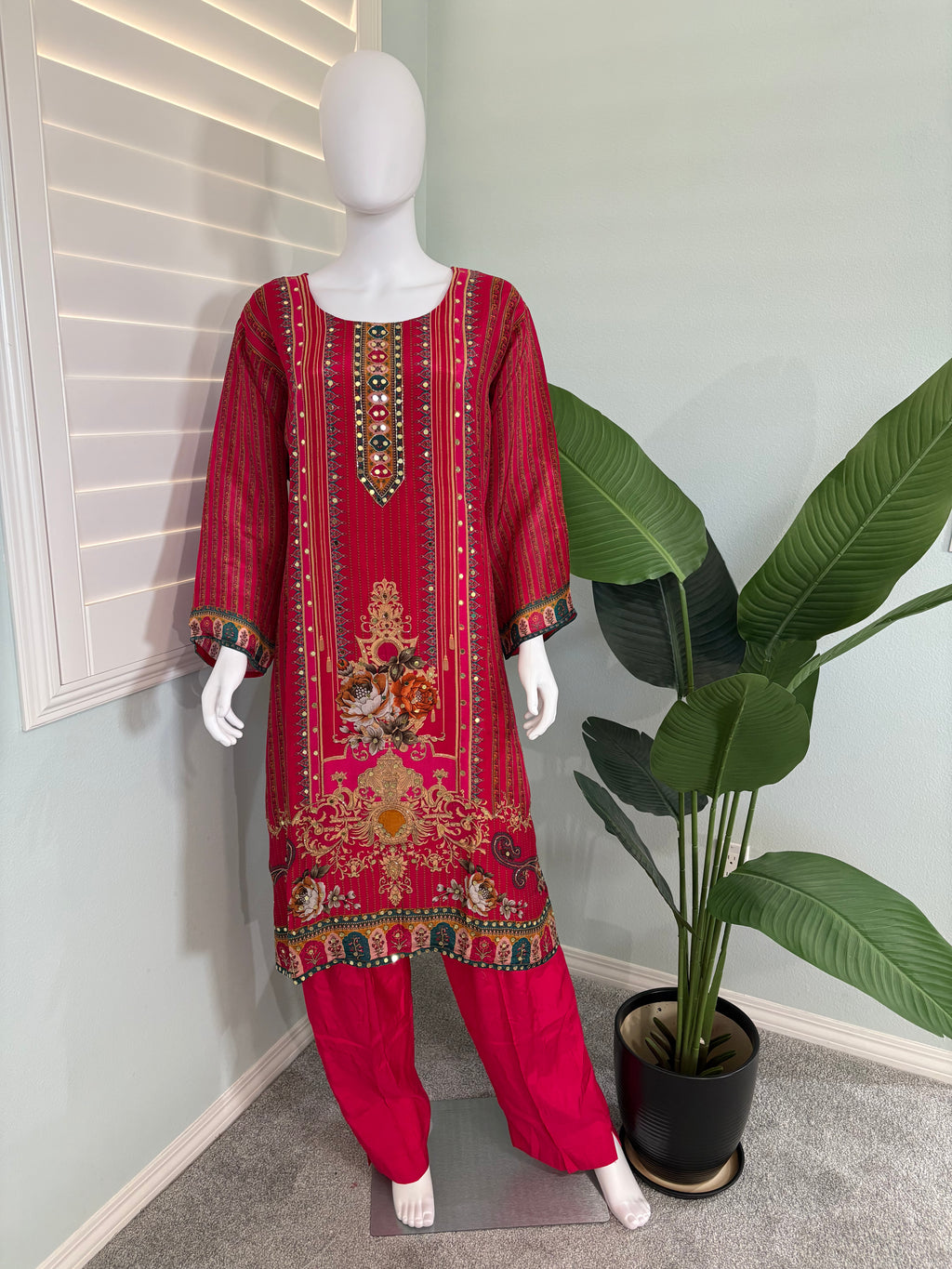 Crepe Silk Mirror Work Kurta Set Plus Size