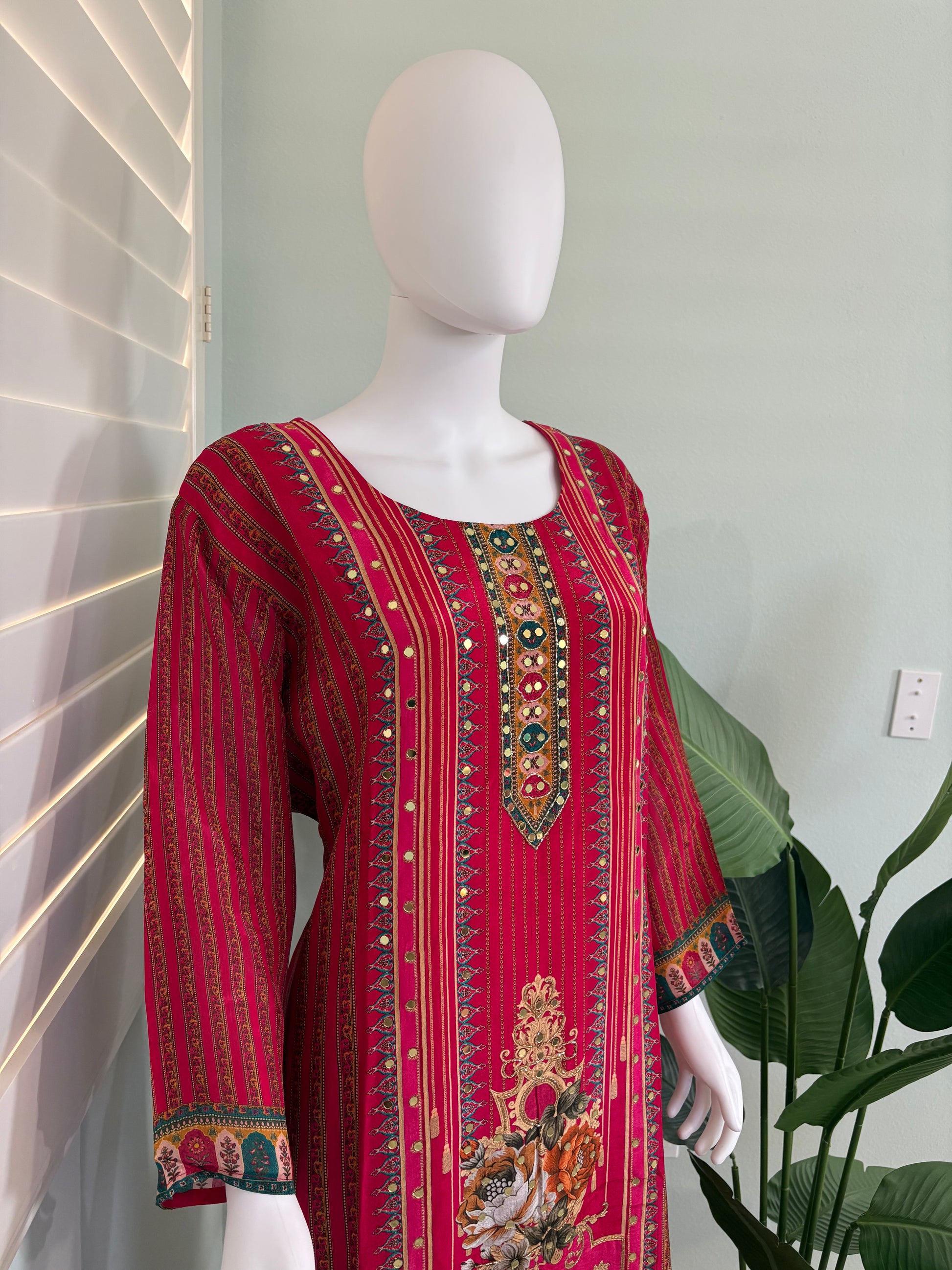 Crepe Silk Mirror Work Kurta Set Plus Size