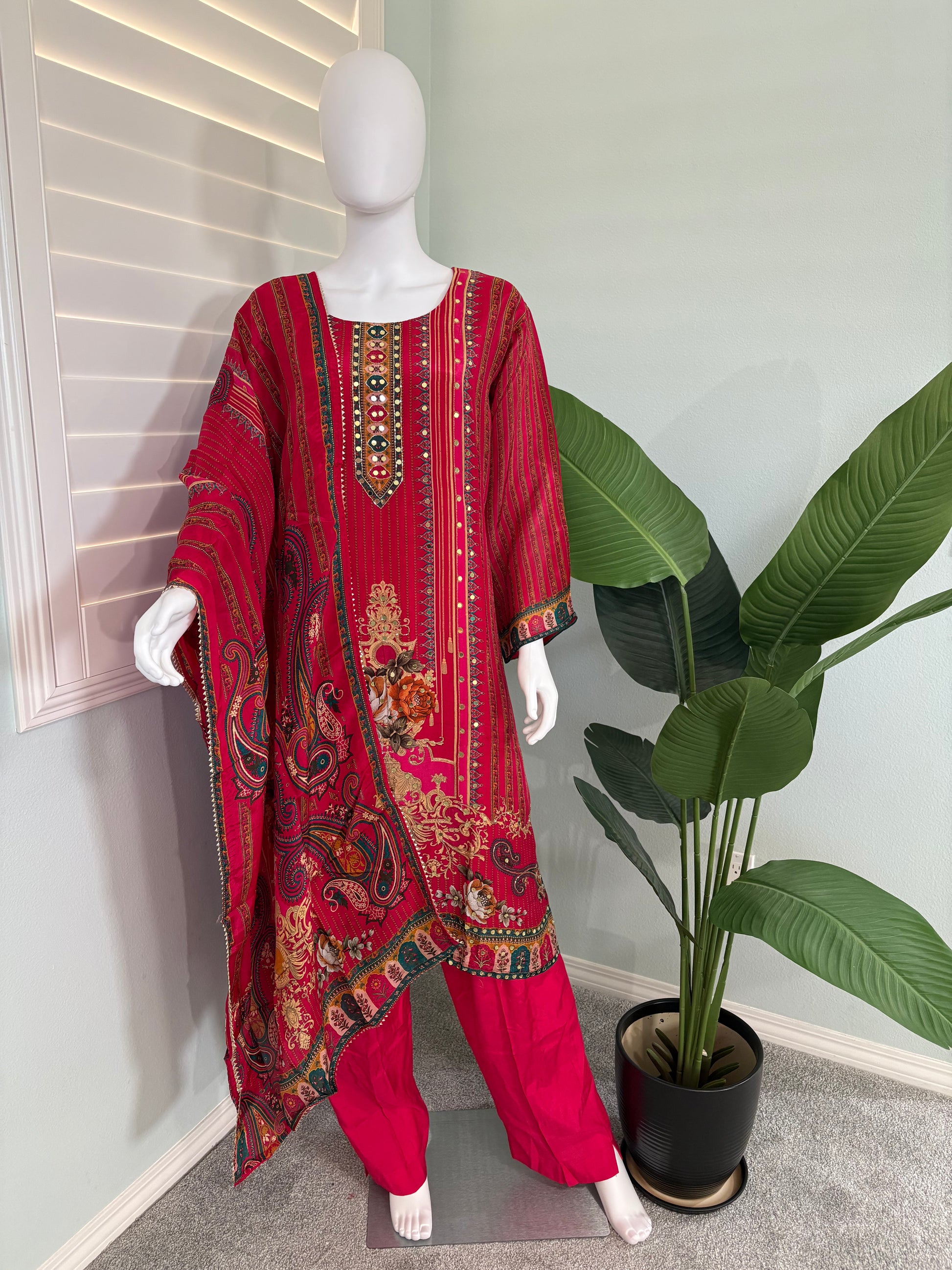 Crepe Silk Mirror Work Kurta Set Plus Size