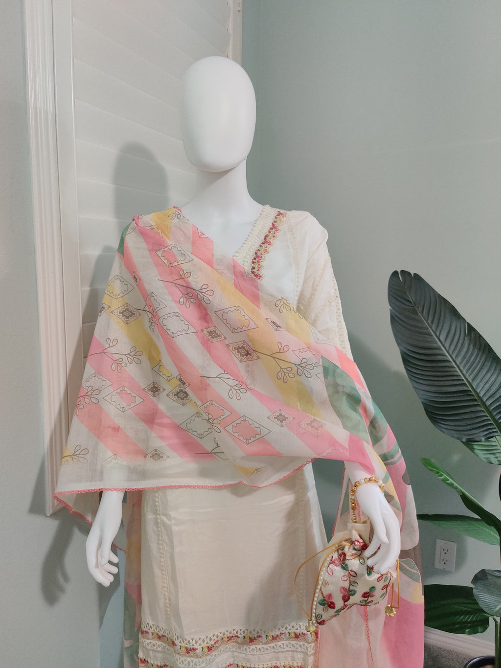 Cream color Pakistani Muslin Silk kurta set  with digital print Duppatta