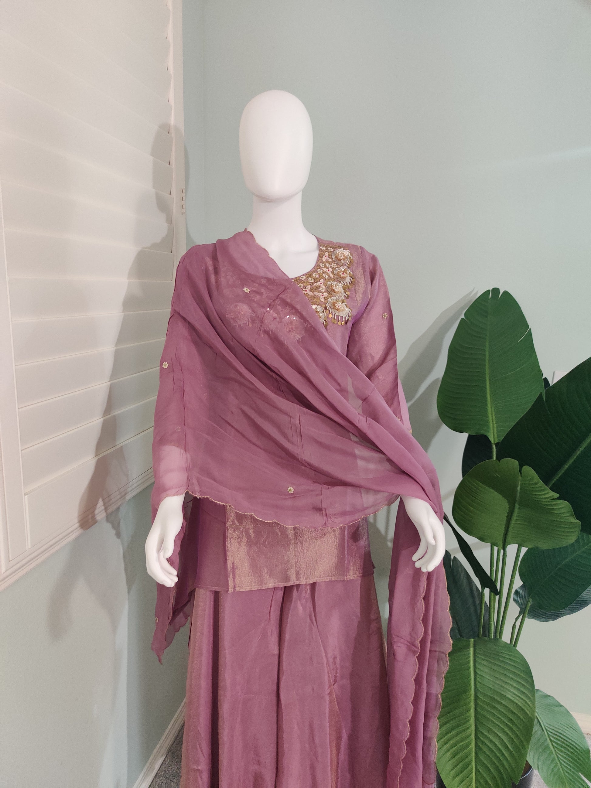 Tissue Shimmer Palazzo Suit – Regal Radiance in Every Thread