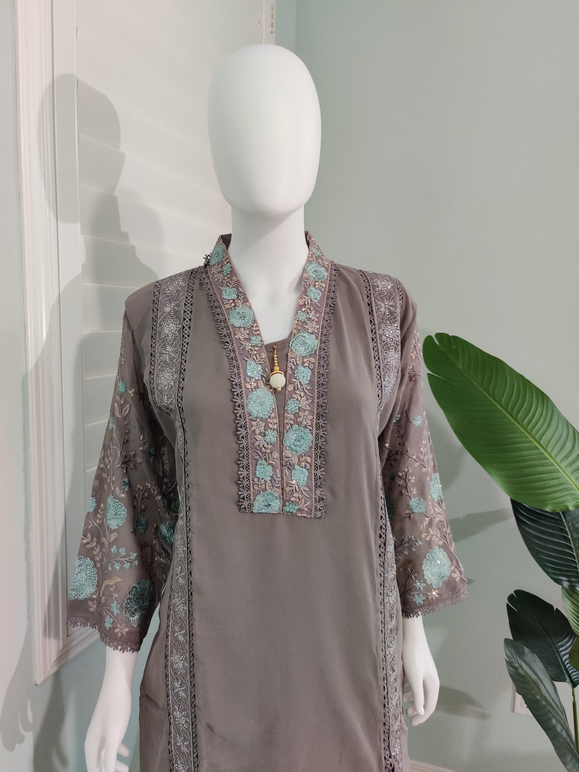 Mint Meadow Embroidered Pakistani Kurta Set