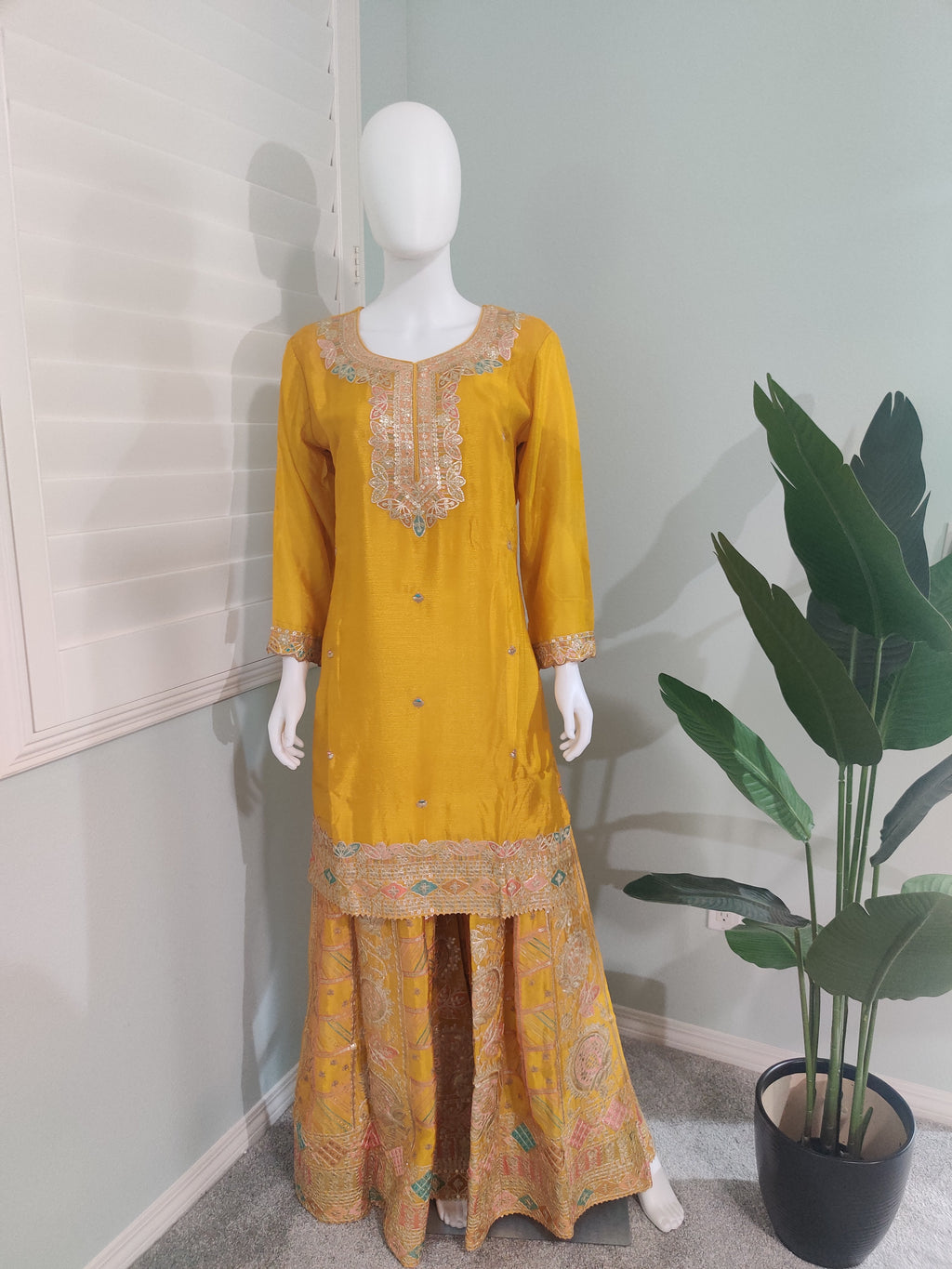 ✨ Chinon Base Heavy Palazzo Kurta Set