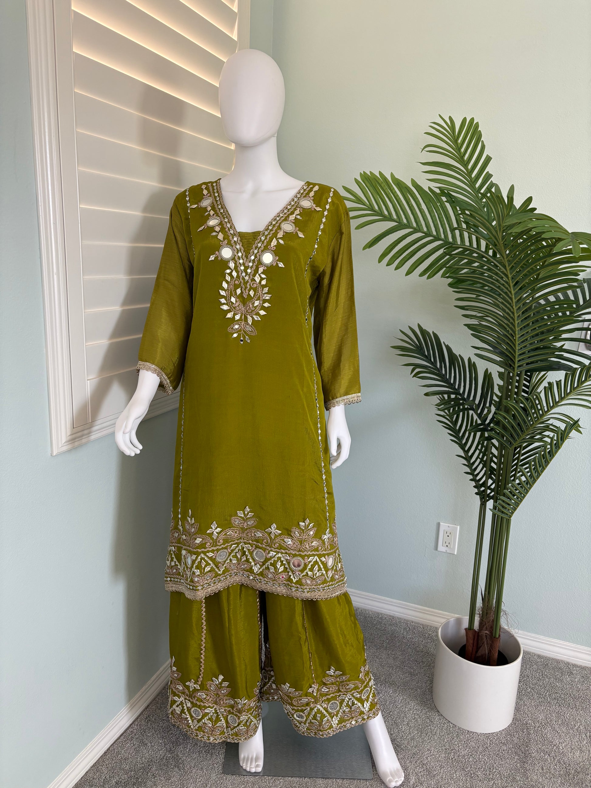 ✨ Regal Radiance — Heavy Chinon Mirror Work & Gotta Patti Plazzo Suit