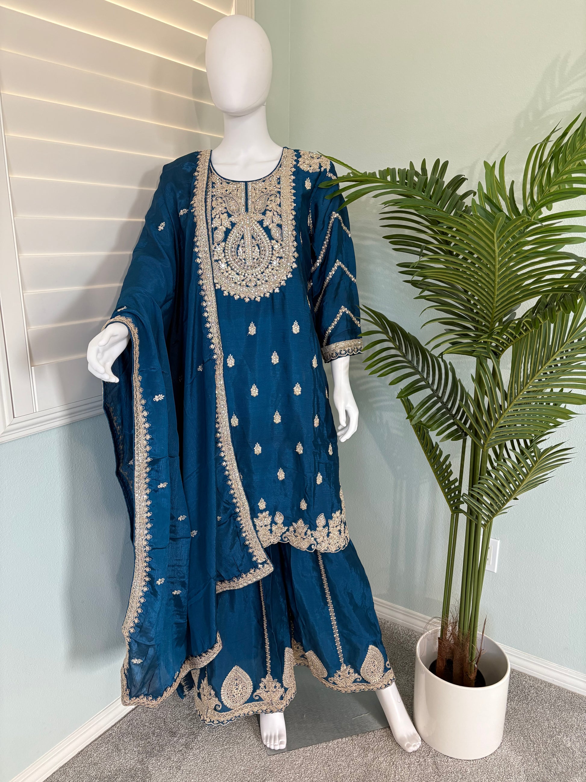 ✨ Heavy Chinon Embroidered Palazzo Set