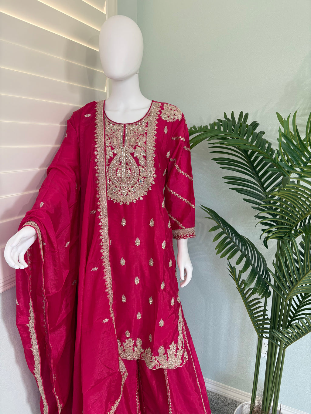 ✨ Heavy Chinon Embroidered Palazzo Set