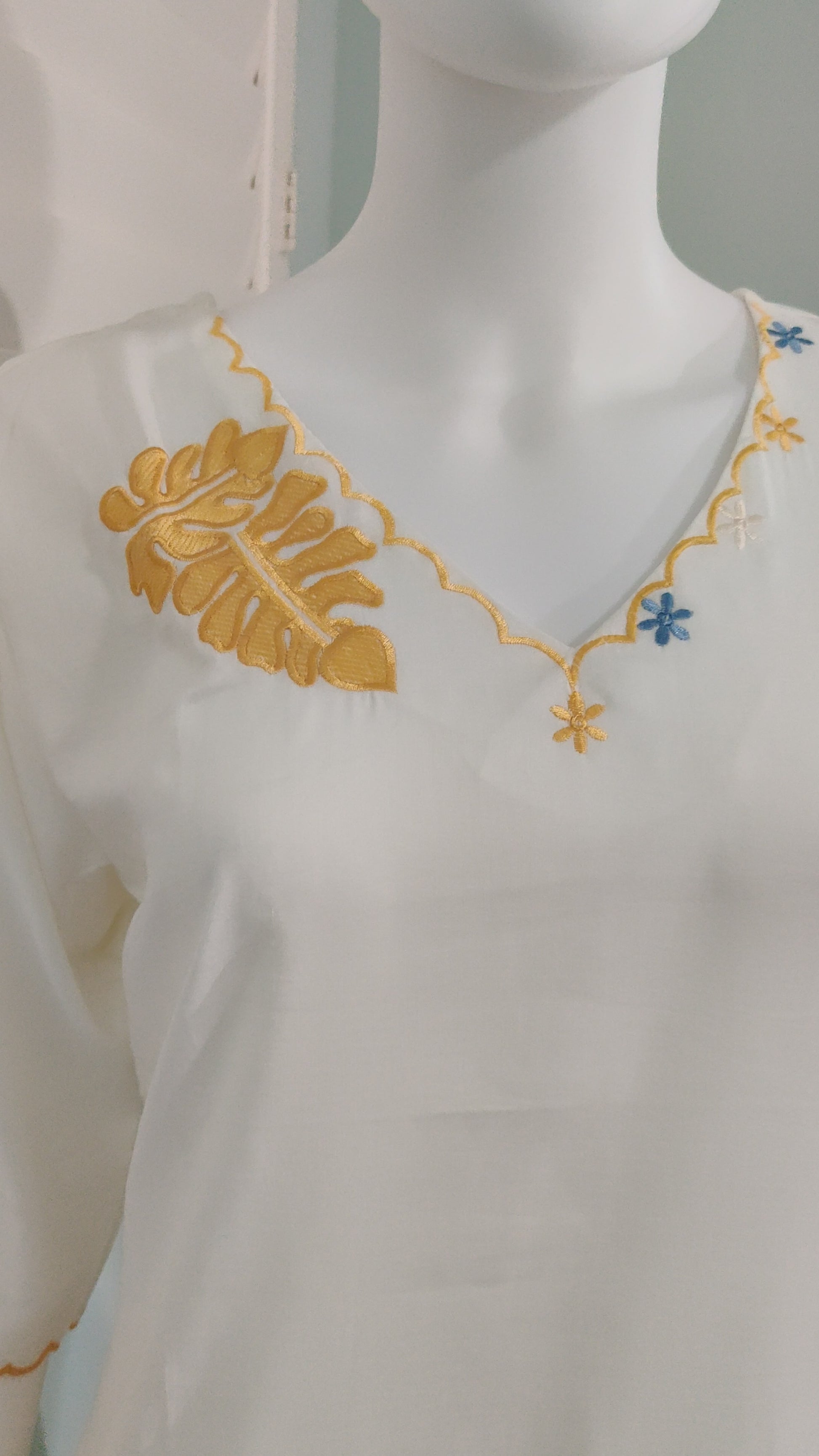 White Breeze Leaf-Embroidered Co-ord Set