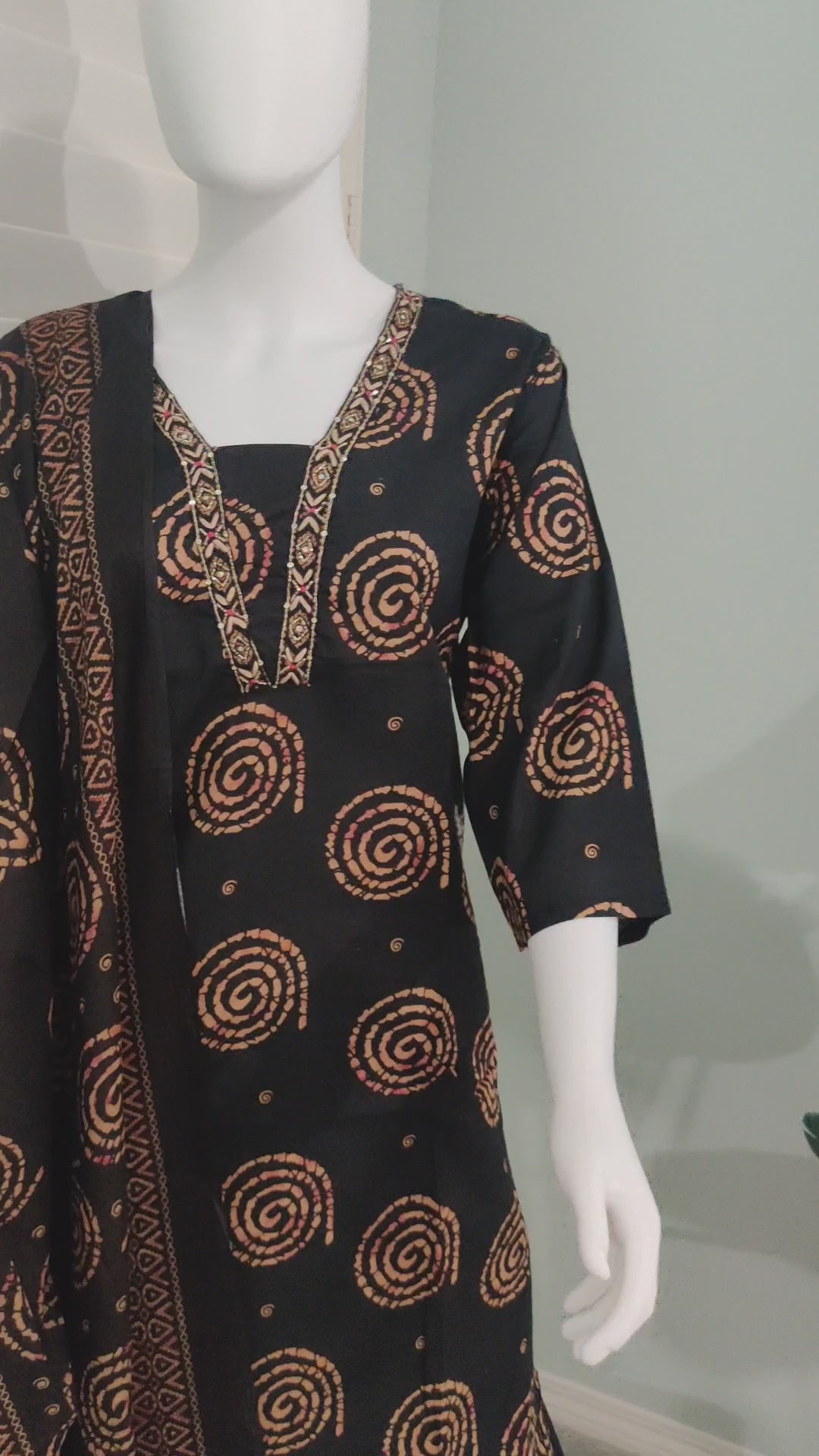 Brown Cotton Kurta Set with Tribal Motifs