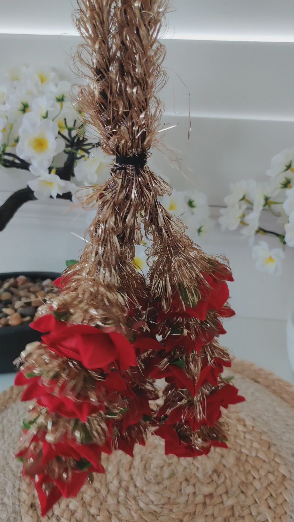 Red Gulab & Golden Tinsel Festive Paranda