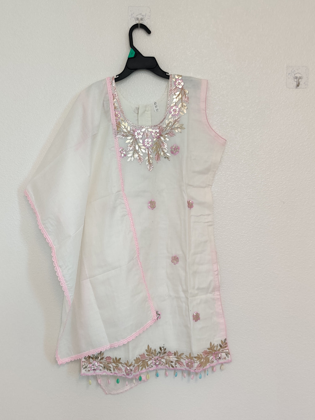 Off white Girls Summer Wear Cotton Suit