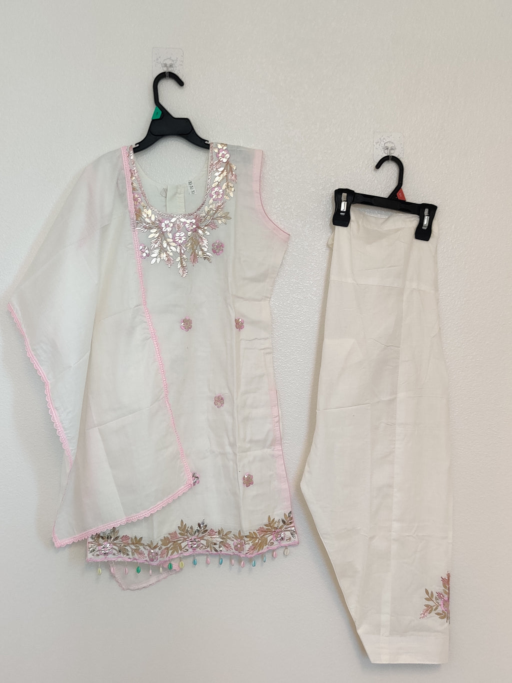 Off white Girls Summer Wear Cotton Suit