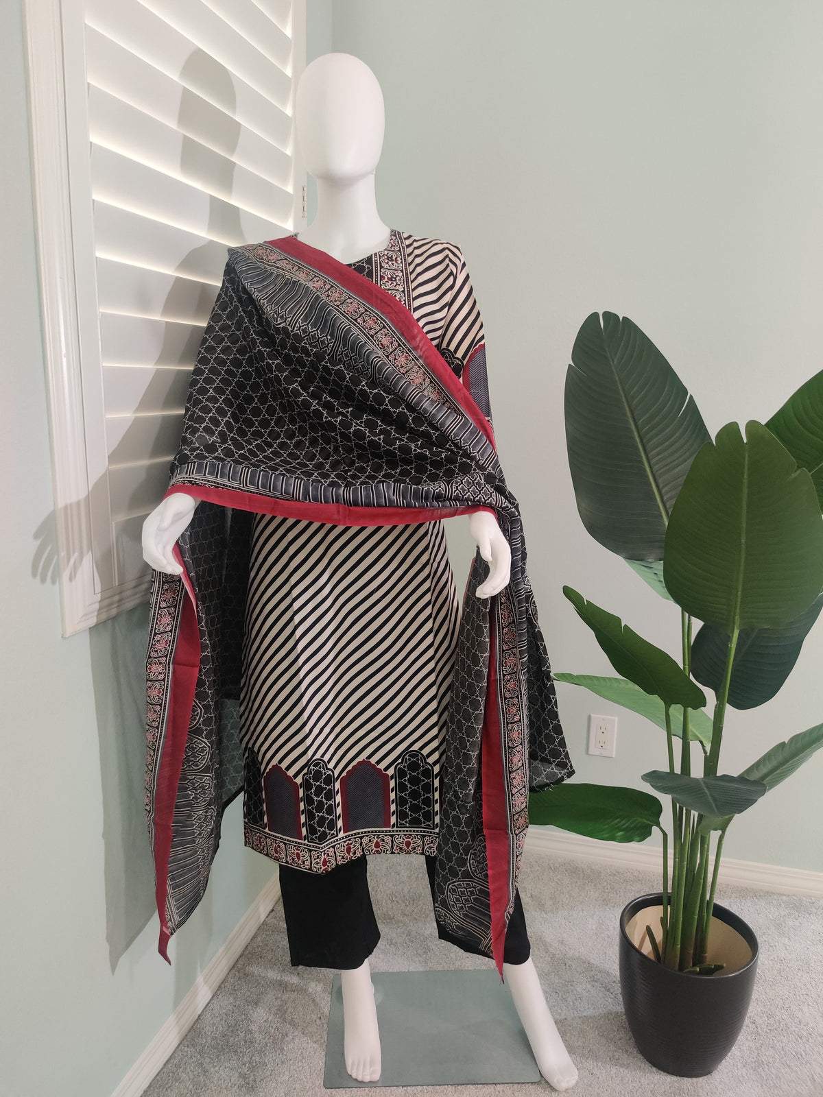 Black Digital Print Cotton Kurta Set