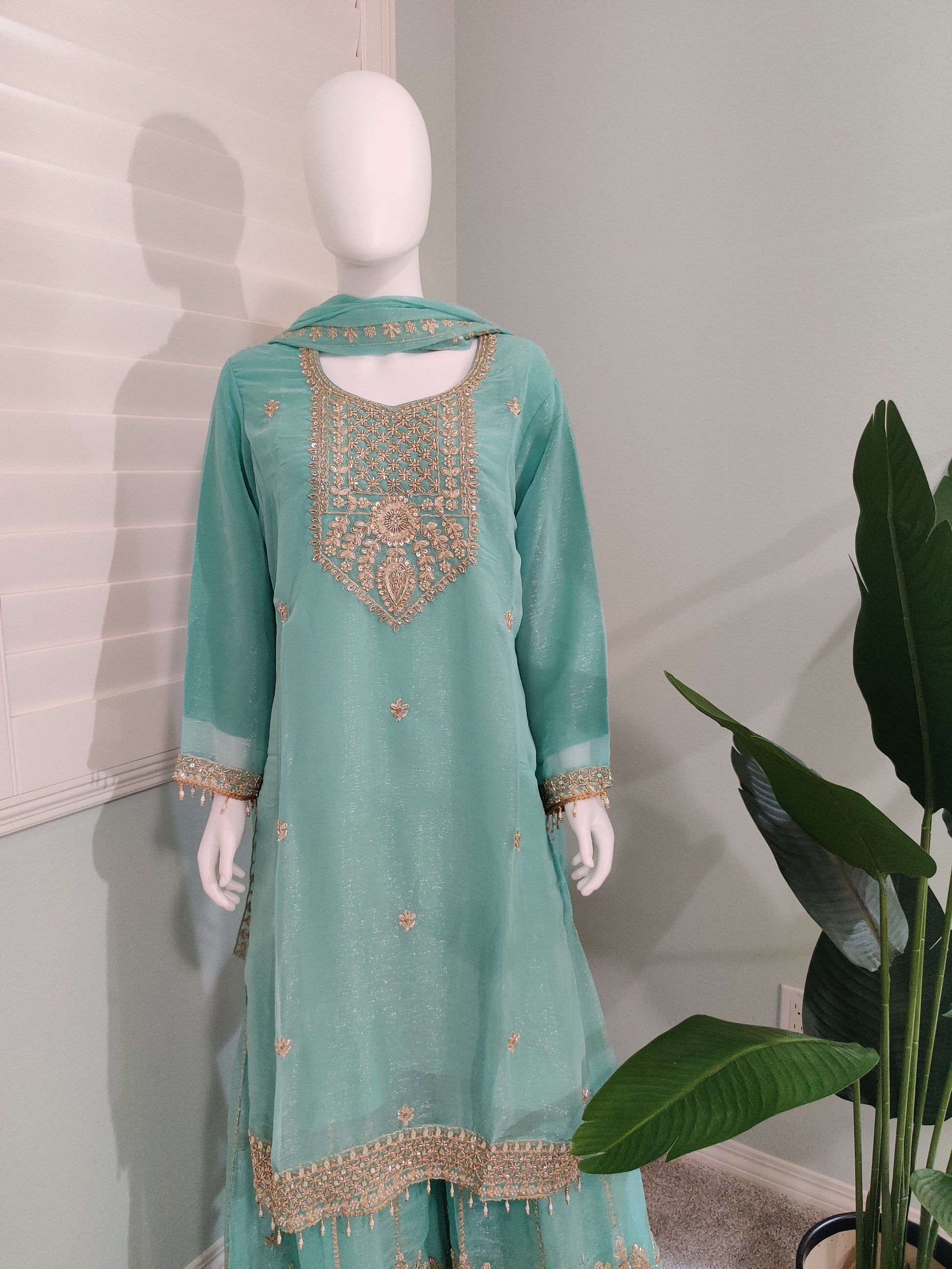 Pakistani Handwork Embroidered Plazzo Kurta Set