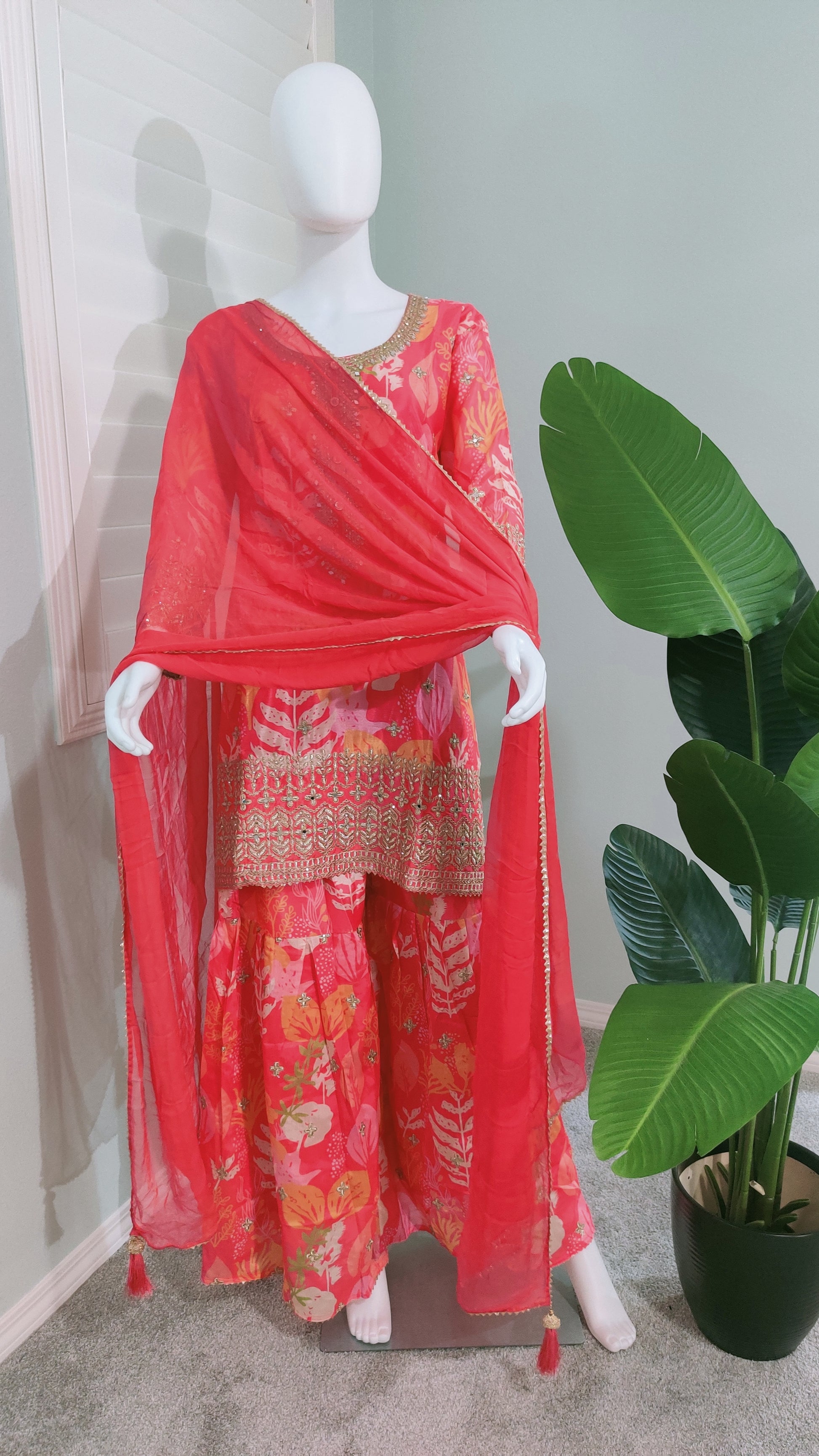 🤍Chinon Fabric Digital Printed Sharara Suit Set