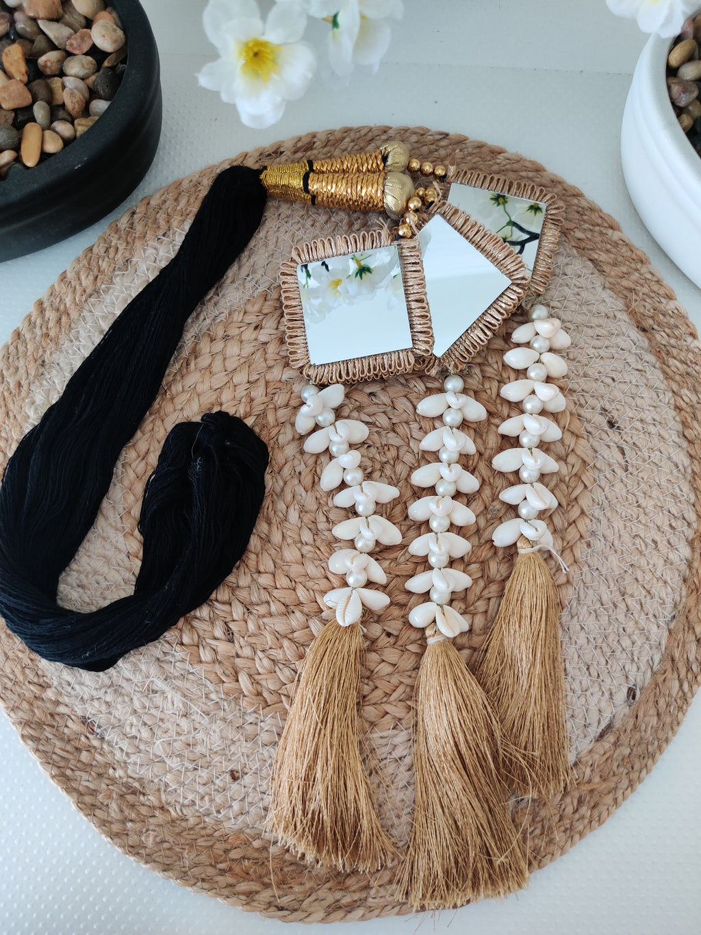 Shell & Gold Tassel Festive Heritage Paranda