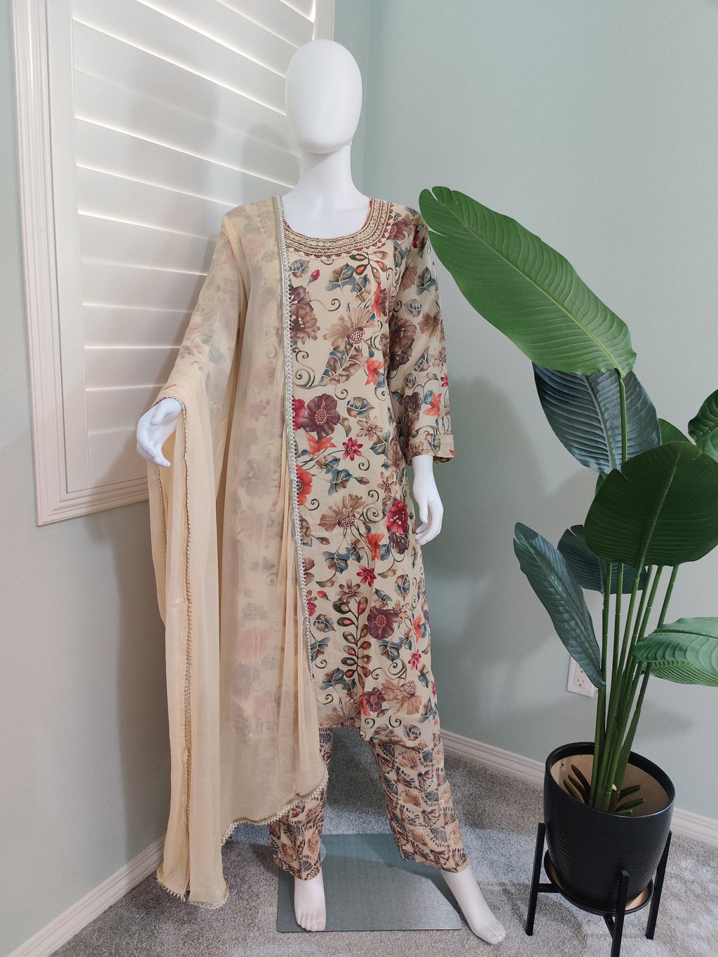 Floral Elegance Cotton Kurta Set (Plus Size)