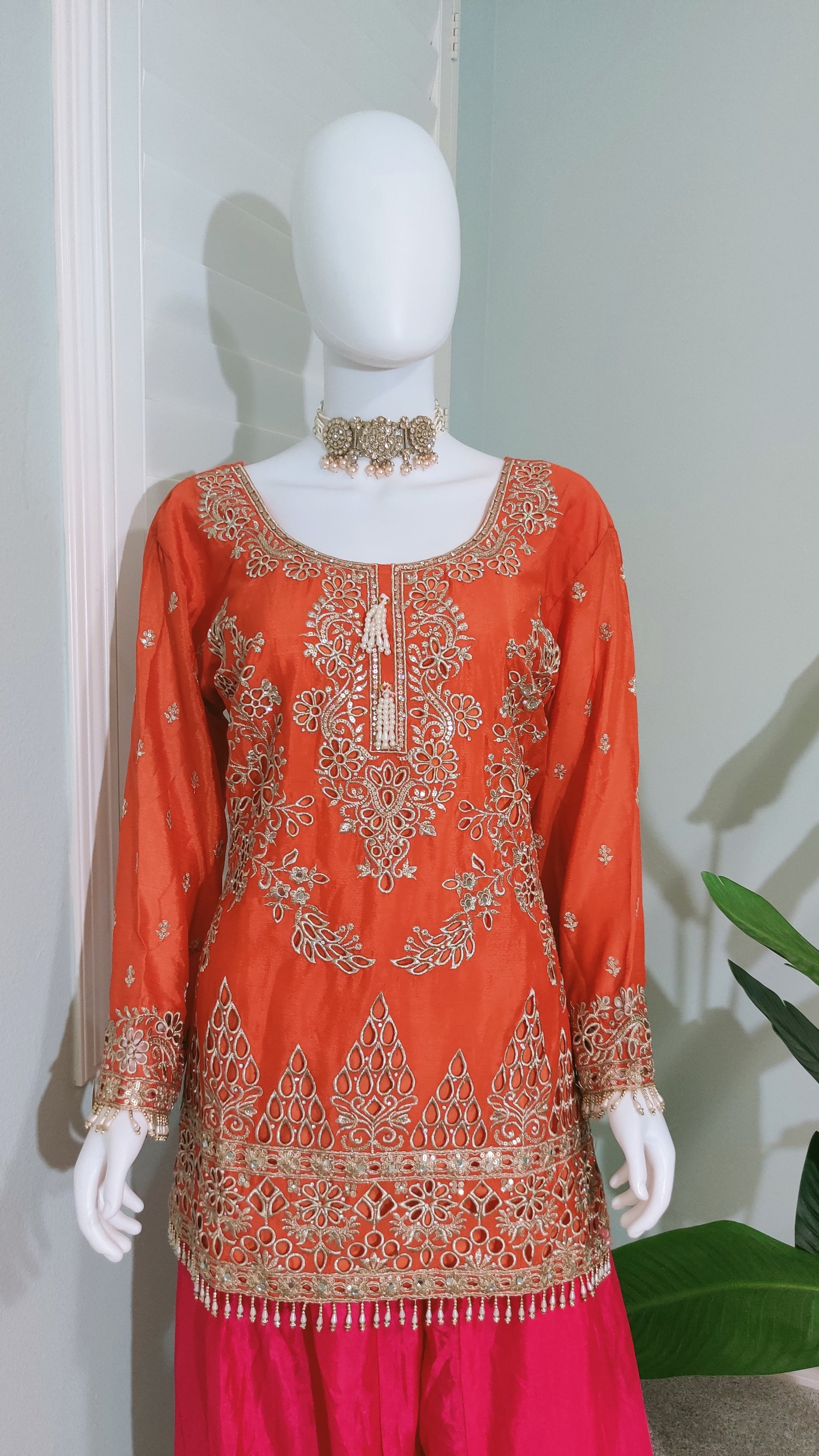 **Festive Radiance: A Tale of Two Ensembles** ✨