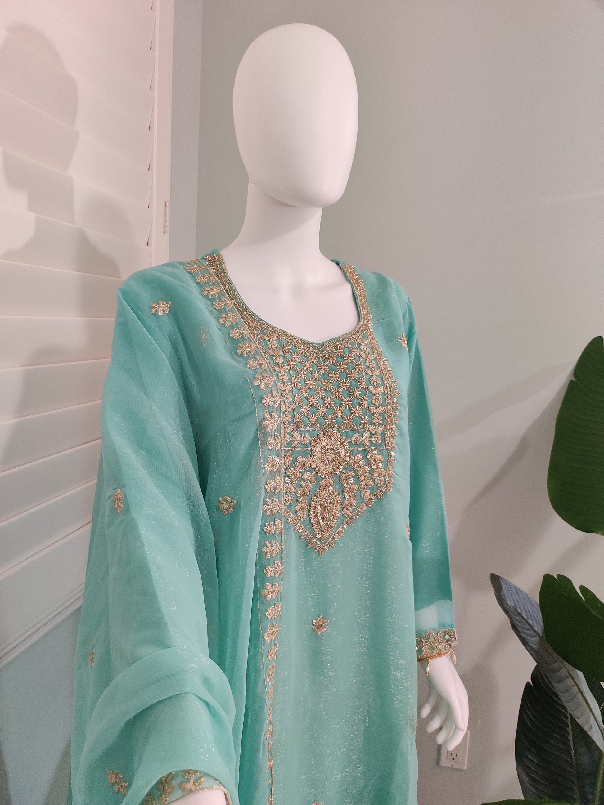 Pakistani Handwork Embroidered Plazzo Kurta Set