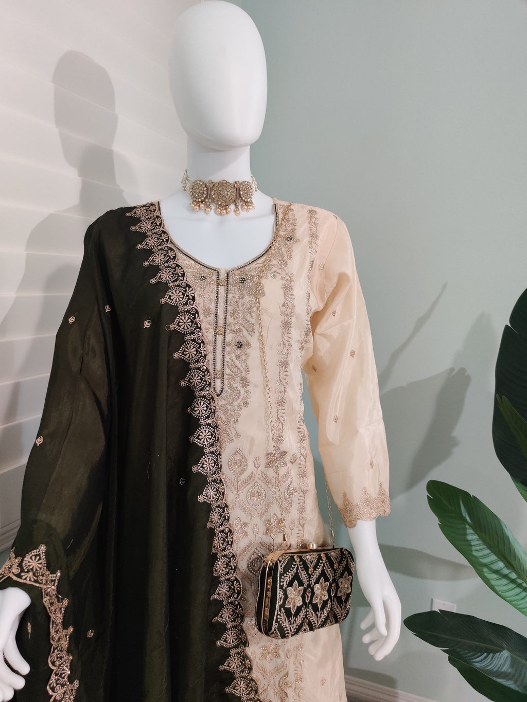 Glass Organza Embroidered Straight Pant Kurta set with Matching Purse