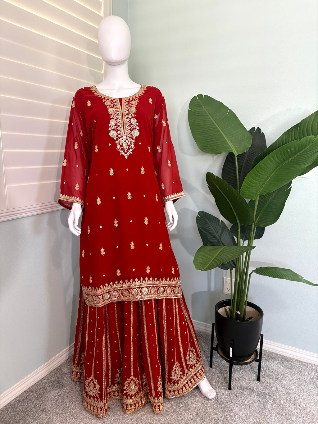 Zari Embroidered Skirt Kurta Set (Plus Size)