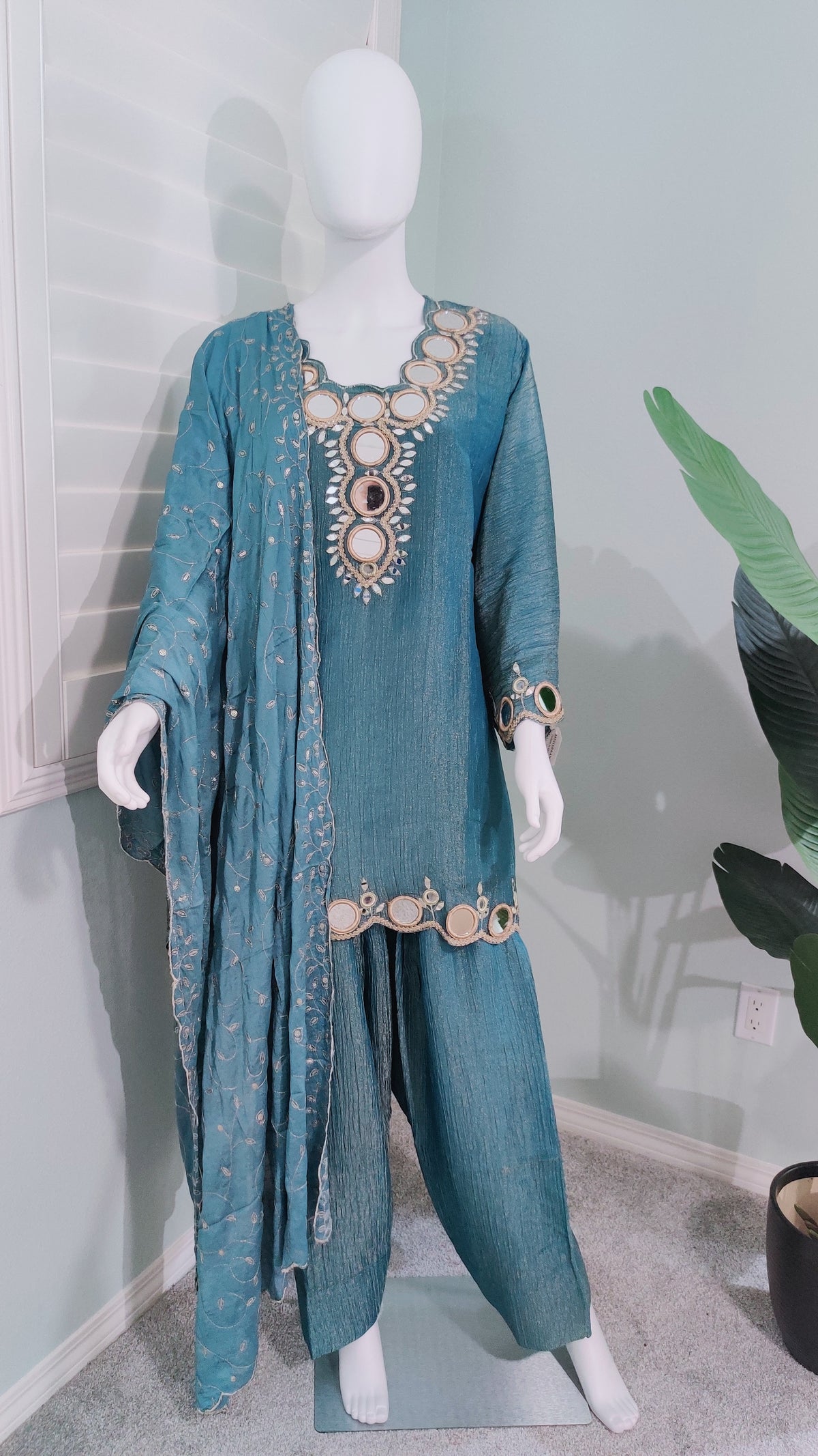 💙 Crushed Tissue Shimmer Farshi Salwar suit set