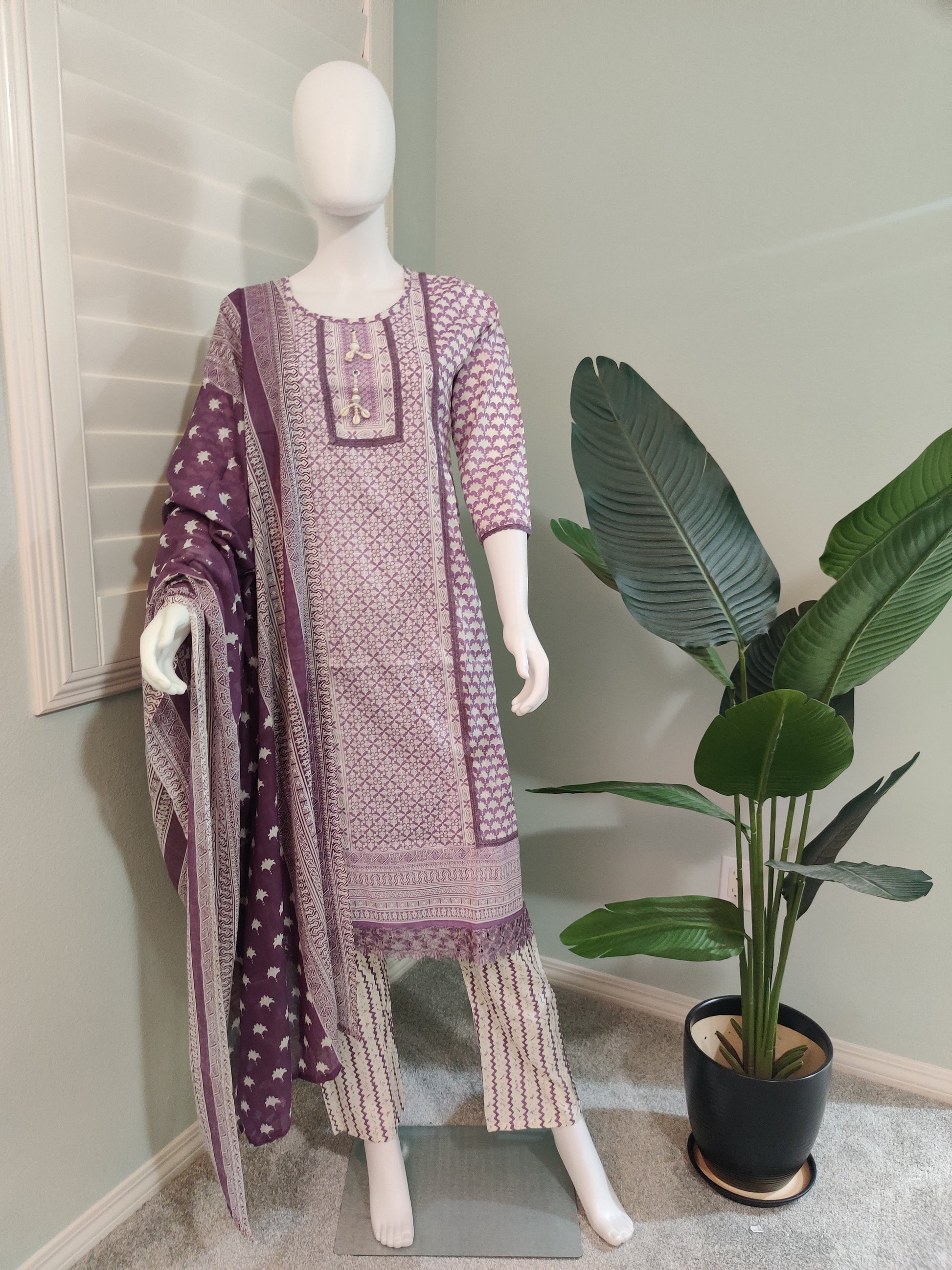 Lavendar Printed Summer Wear Cotton Kurta Set