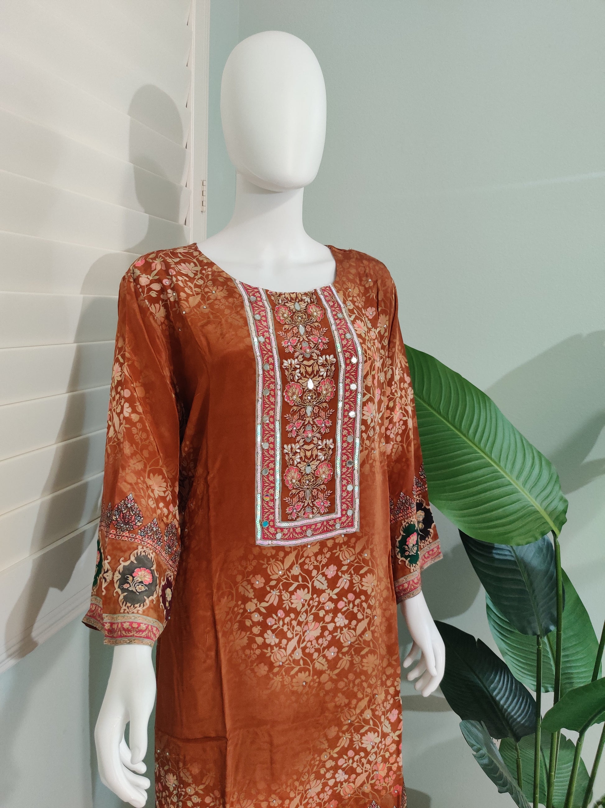 Crepe Silk Printed Mirror-Work Kurta Set