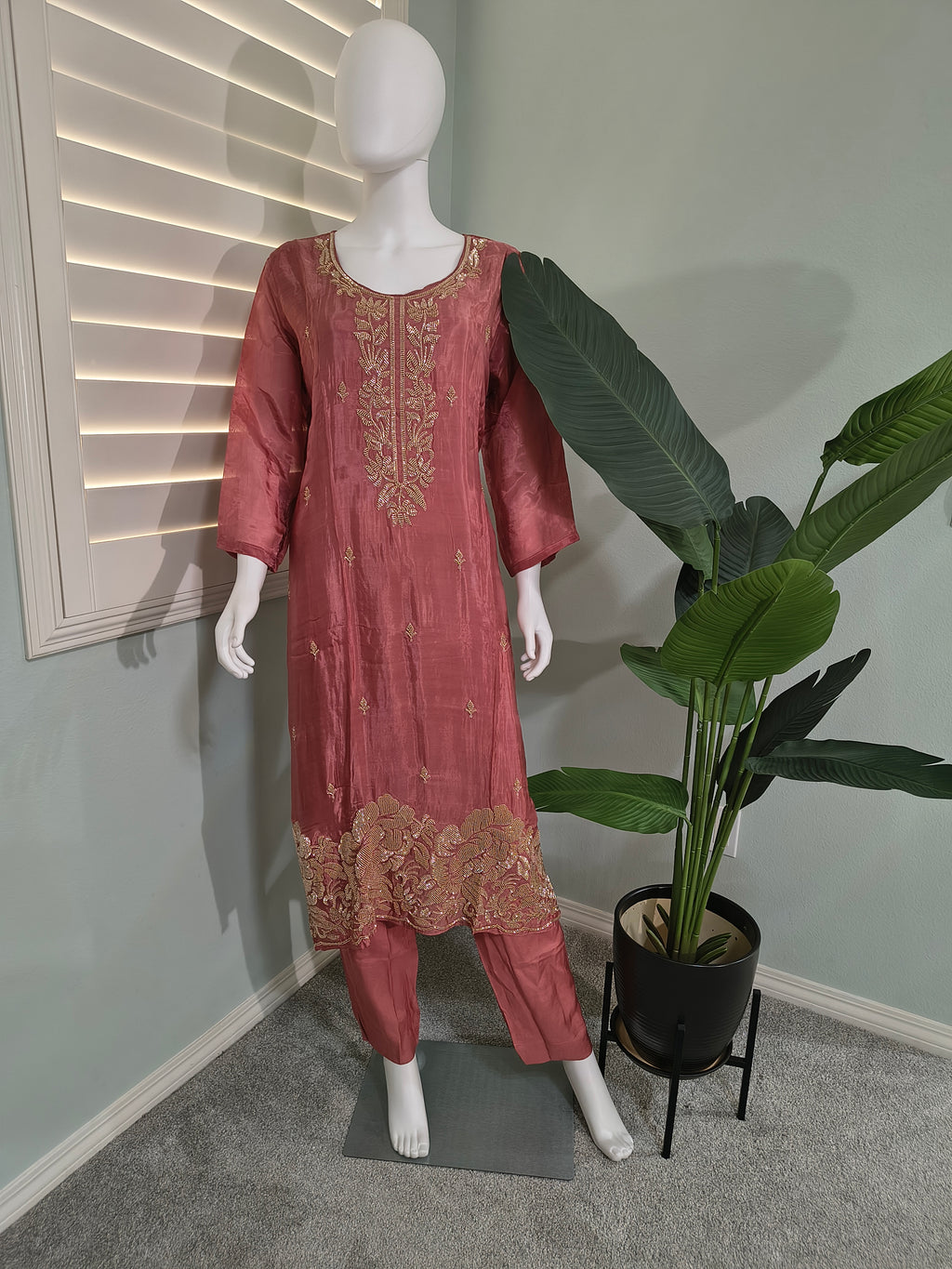 Elegant Festive wear kurta set