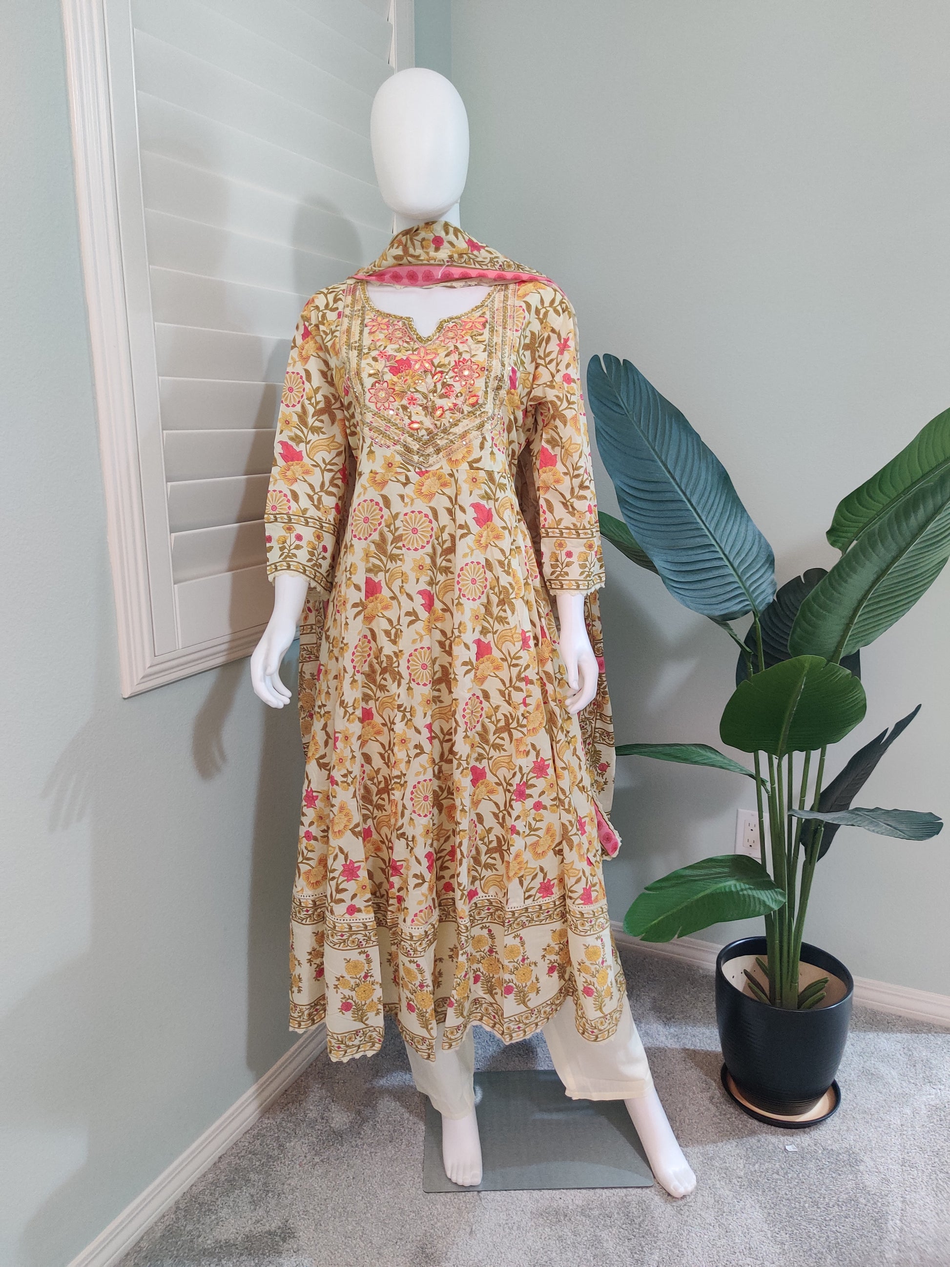 Cotton Floral Anarkali Kurta Set — Breezy, Graceful, Timeless