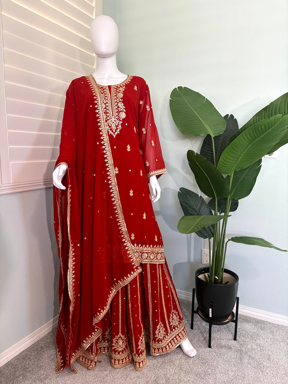 Zari Embroidered Skirt Kurta Set (Plus Size)