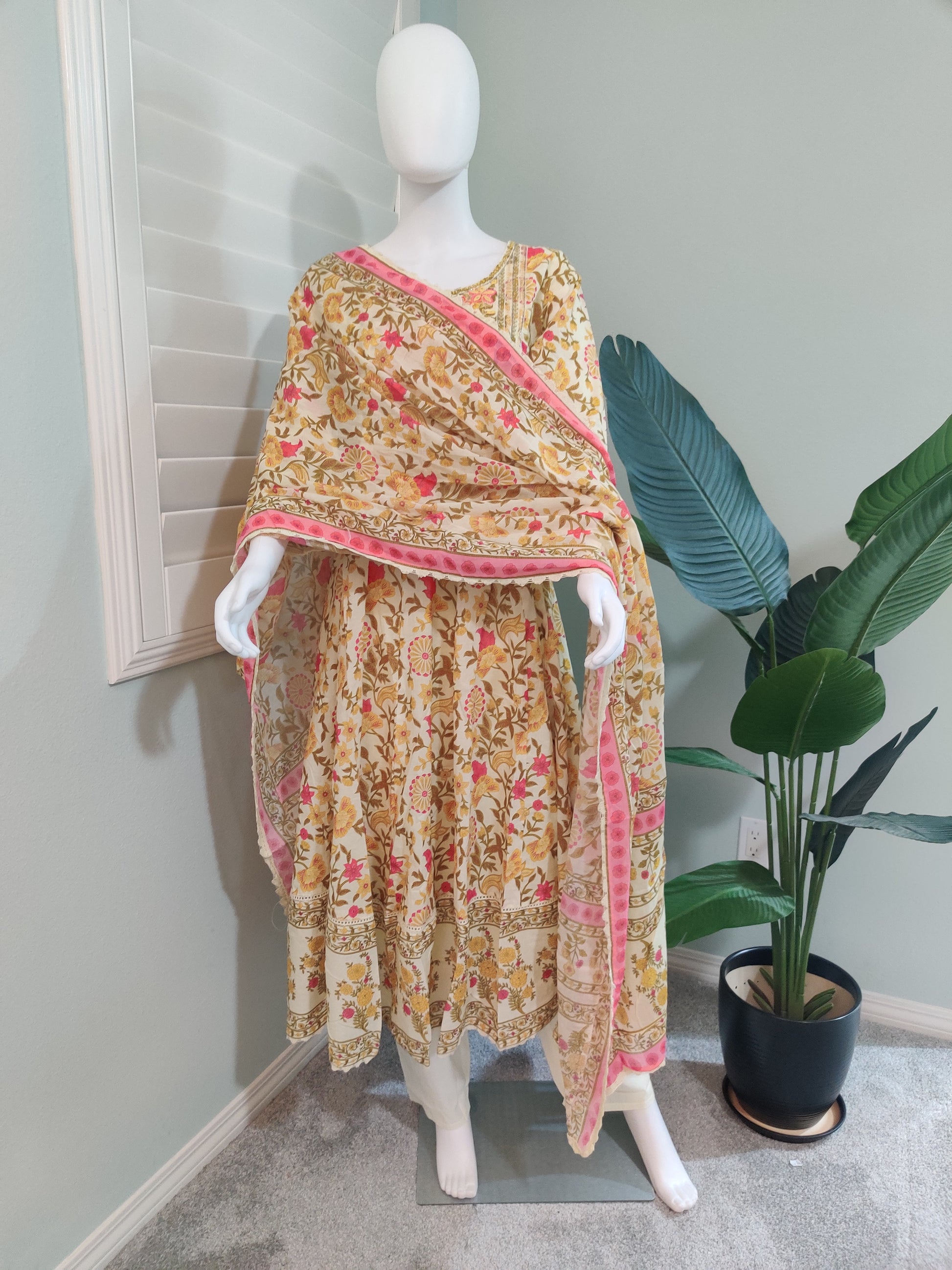 Cotton Floral Anarkali Kurta Set — Breezy, Graceful, Timeless