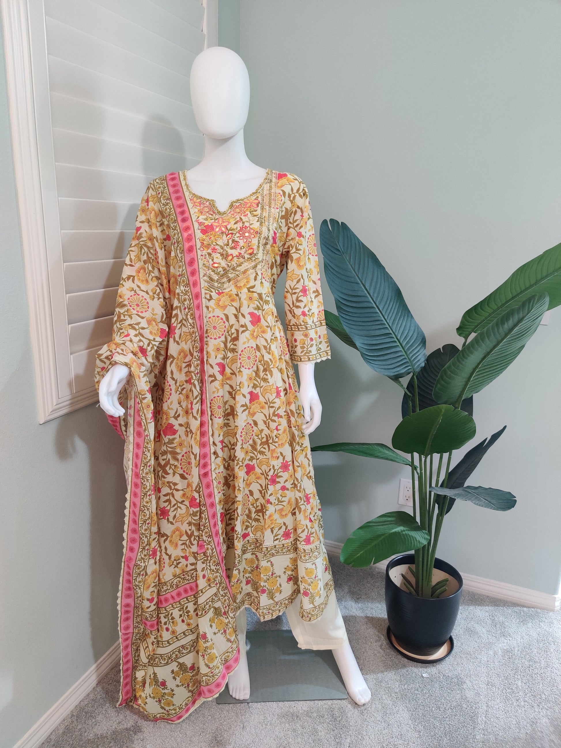 Cotton Floral Anarkali Kurta Set — Breezy, Graceful, Timeless