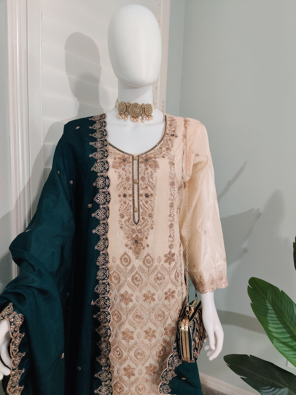 Glass Organza Embroidered Straight Pant Kurta set with Matching Purse