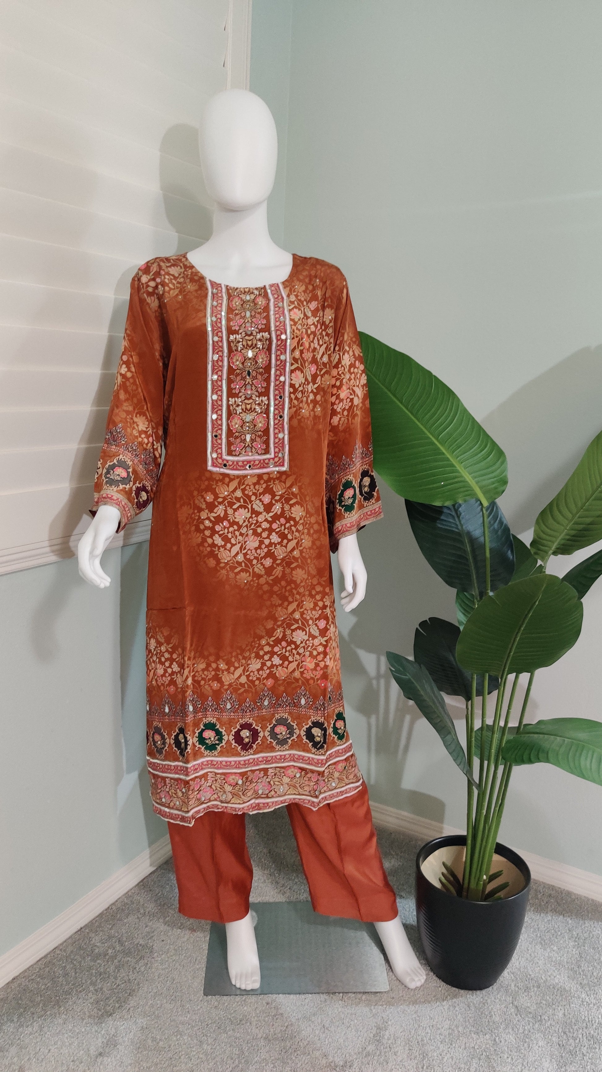 Crepe Silk Printed Mirror-Work Kurta Set