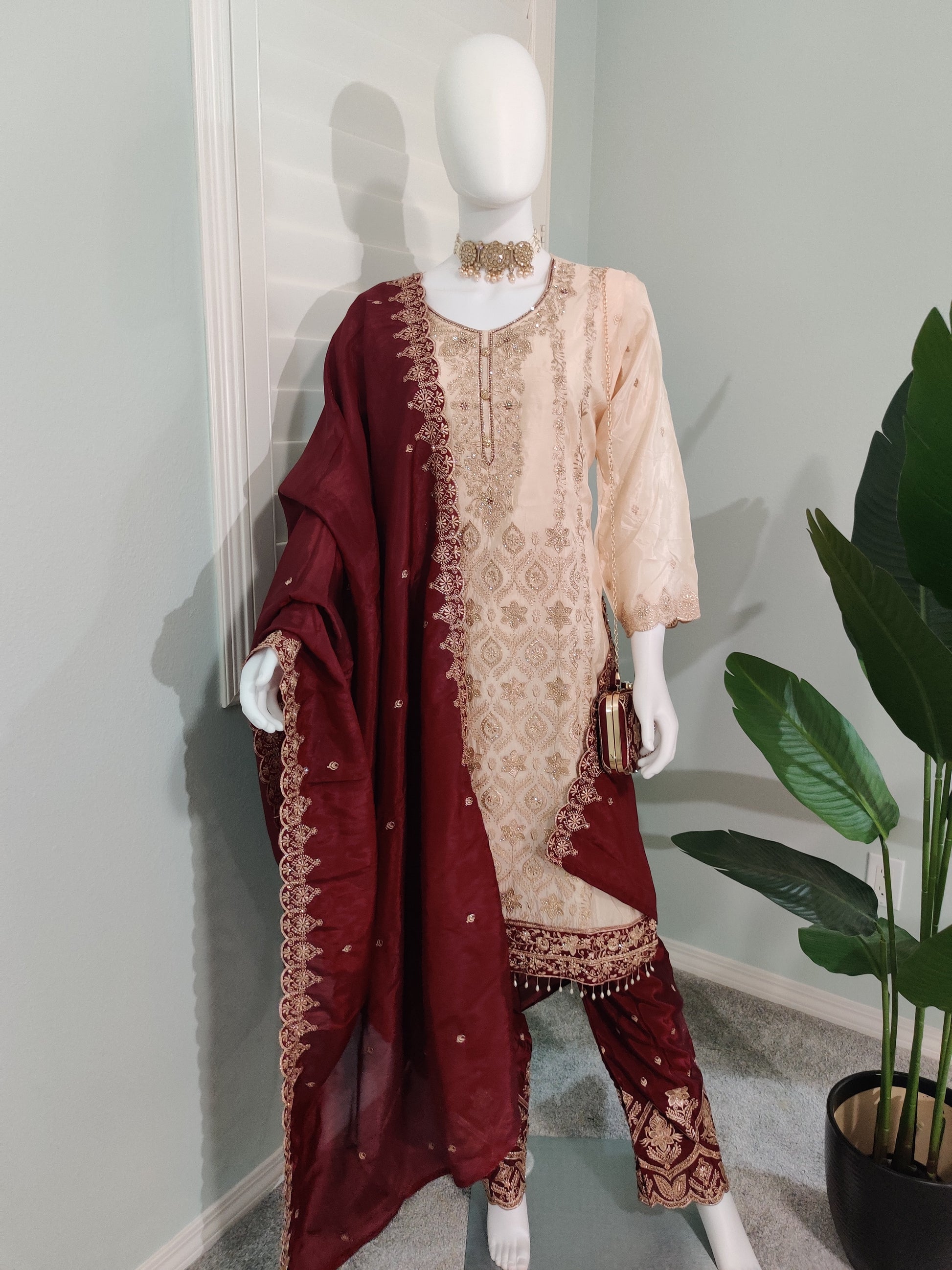 Glass Organza Embroidered Straight Pant Kurta set with Matching Purse