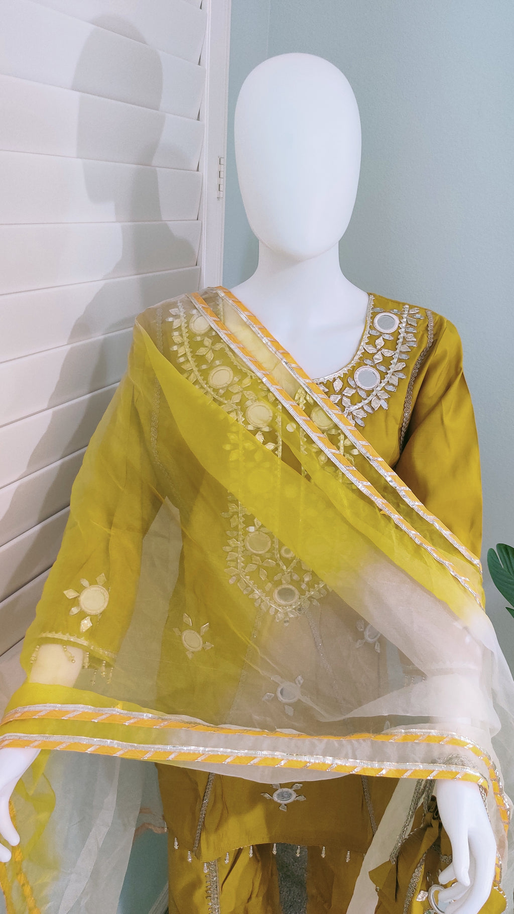 Radiance Kurta Set – Mustard & Lavender