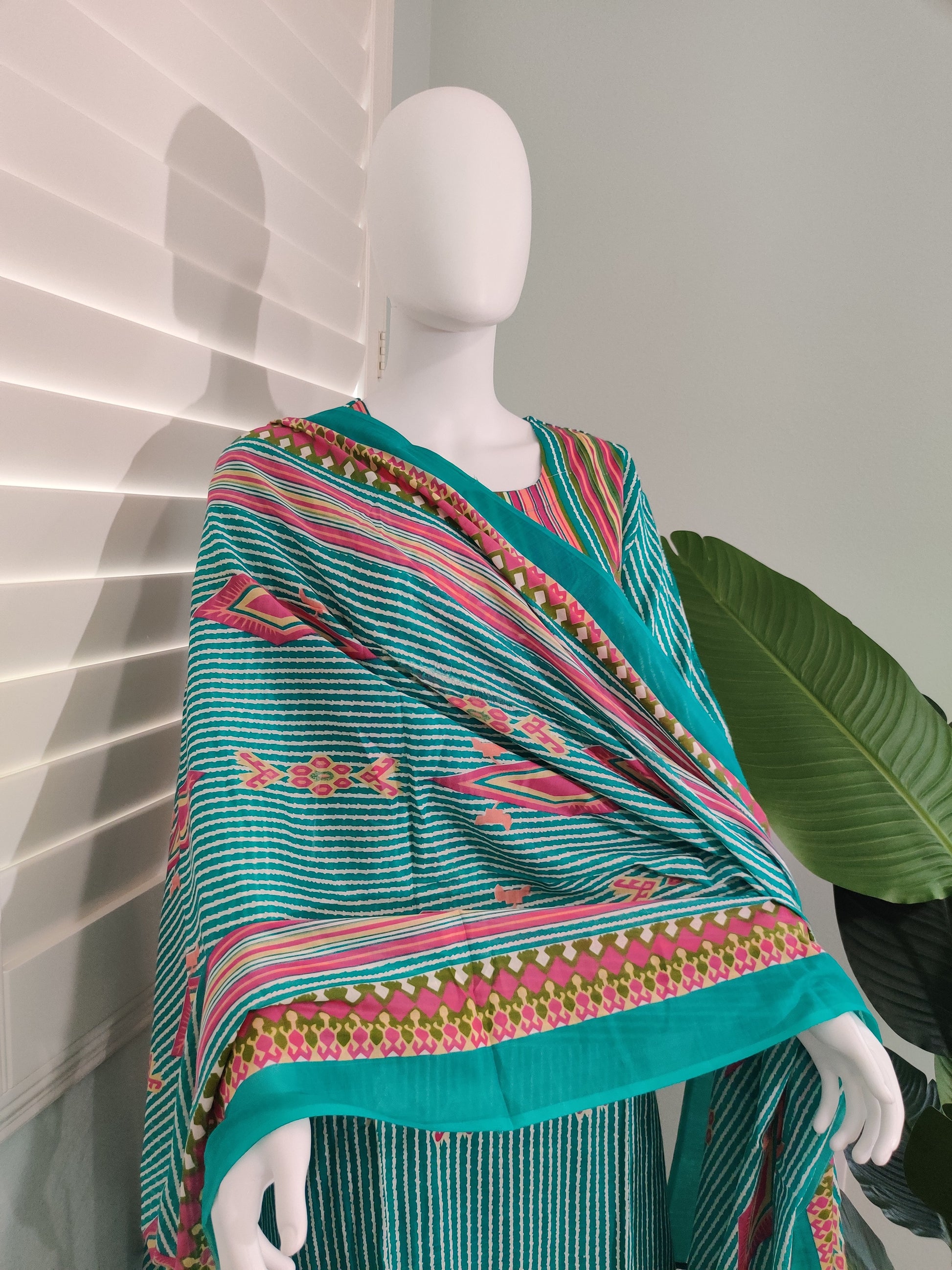 Turquoise Garden Printed Cotton Kurta Set (Plus Size)