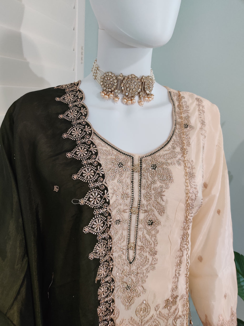 Glass Organza Embroidered Straight Pant Kurta set with Matching Purse