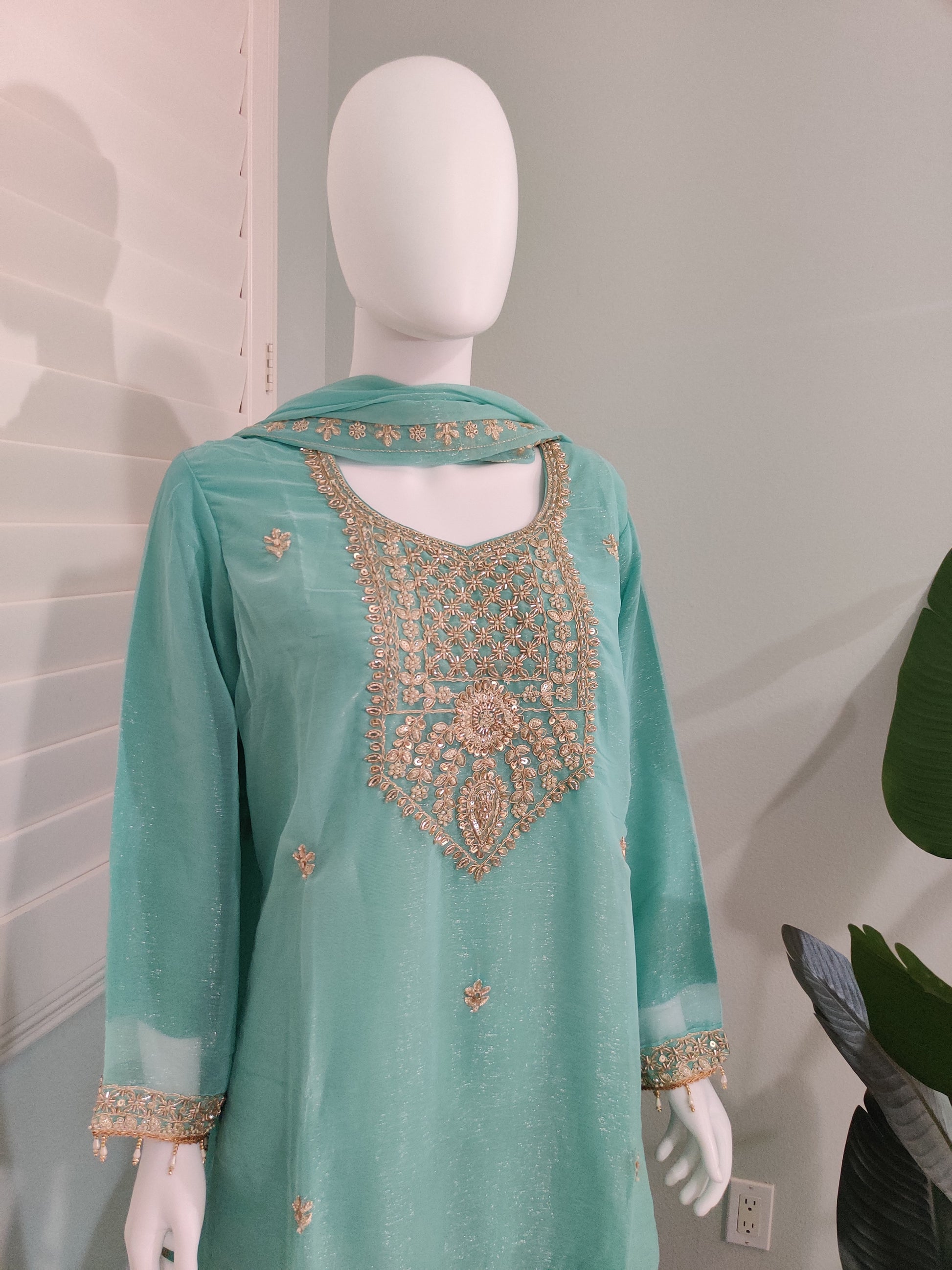 Pakistani Handwork Embroidered Plazzo Kurta Set