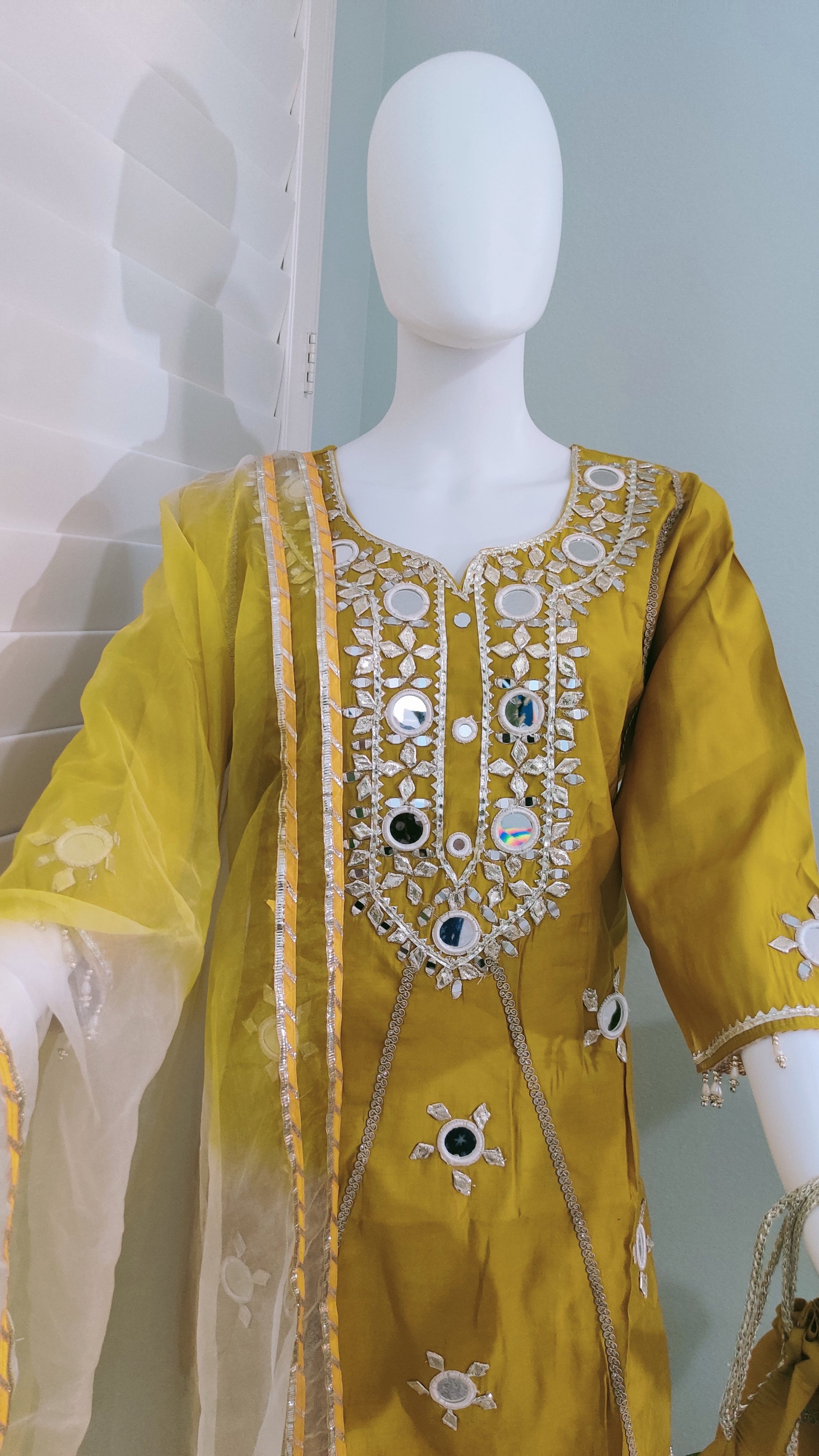 Radiance Kurta Set – Mustard & Lavender