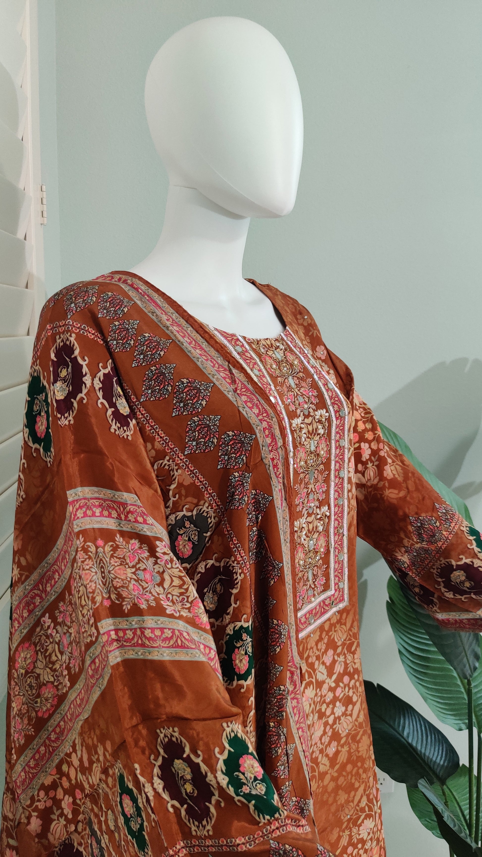 Crepe Silk Printed Mirror-Work Kurta Set