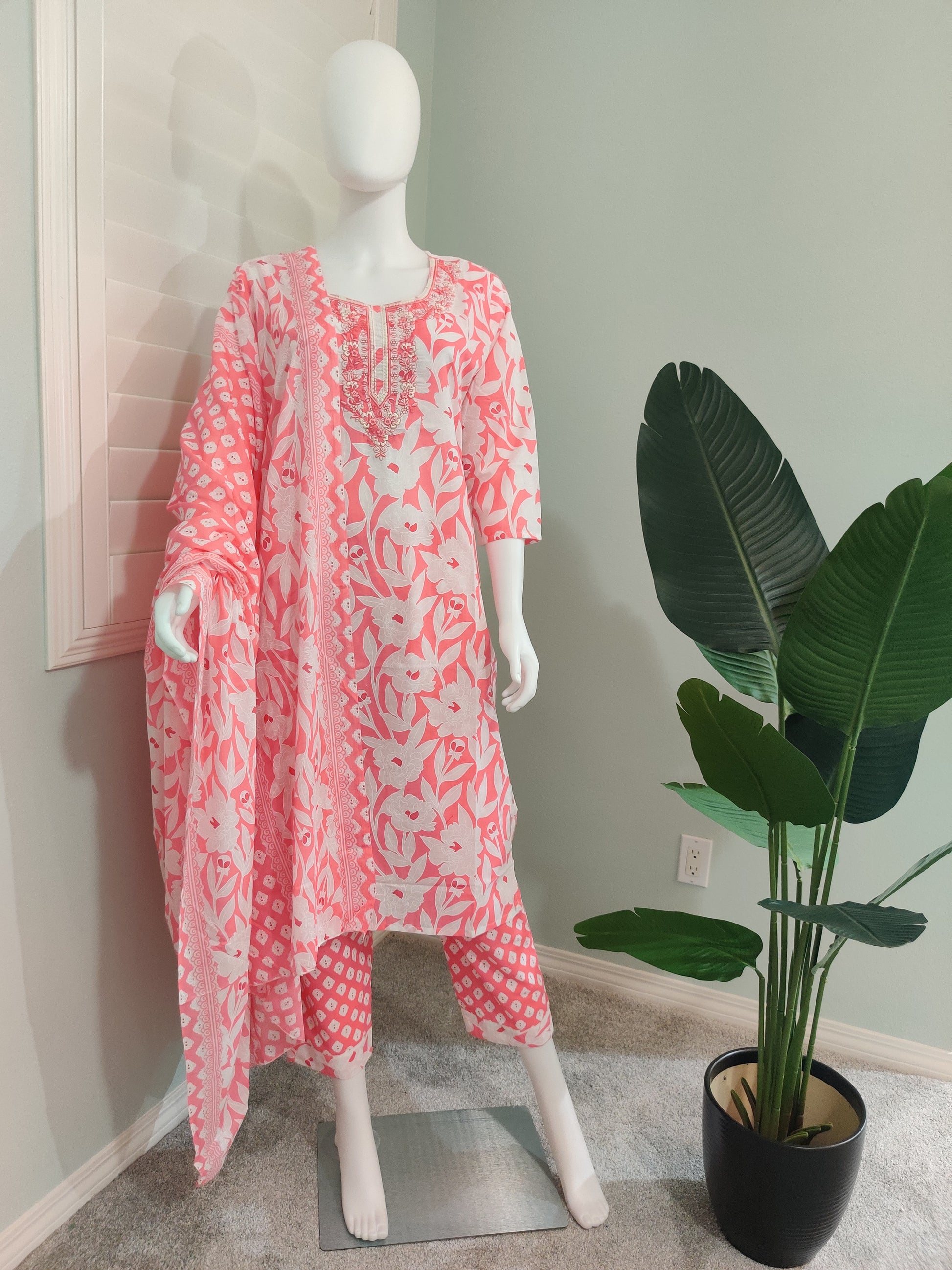 Light Pink Summer Wear Printed Cotton Kurta Set