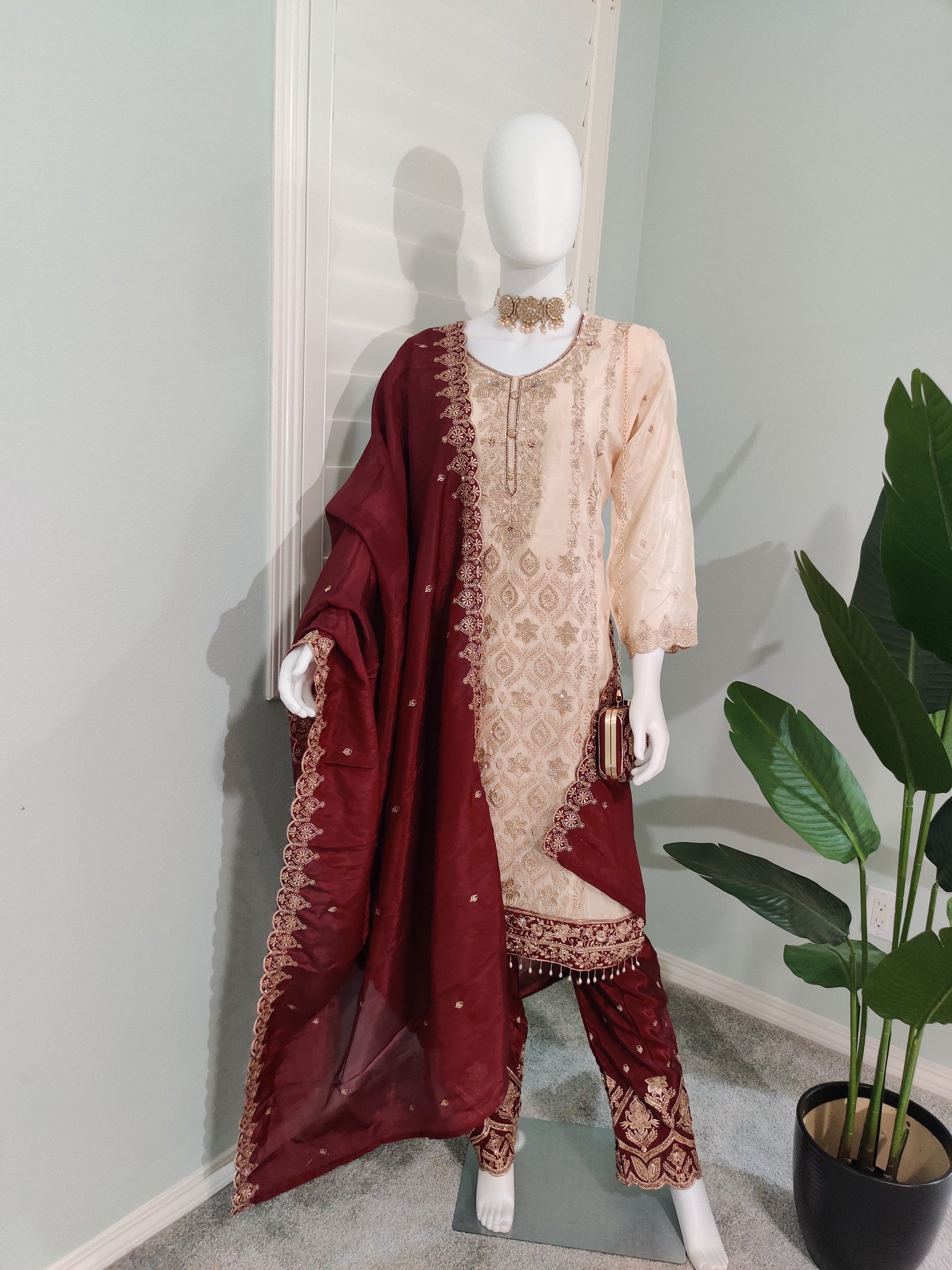 Glass Organza Embroidered Straight Pant Kurta set with Matching Purse