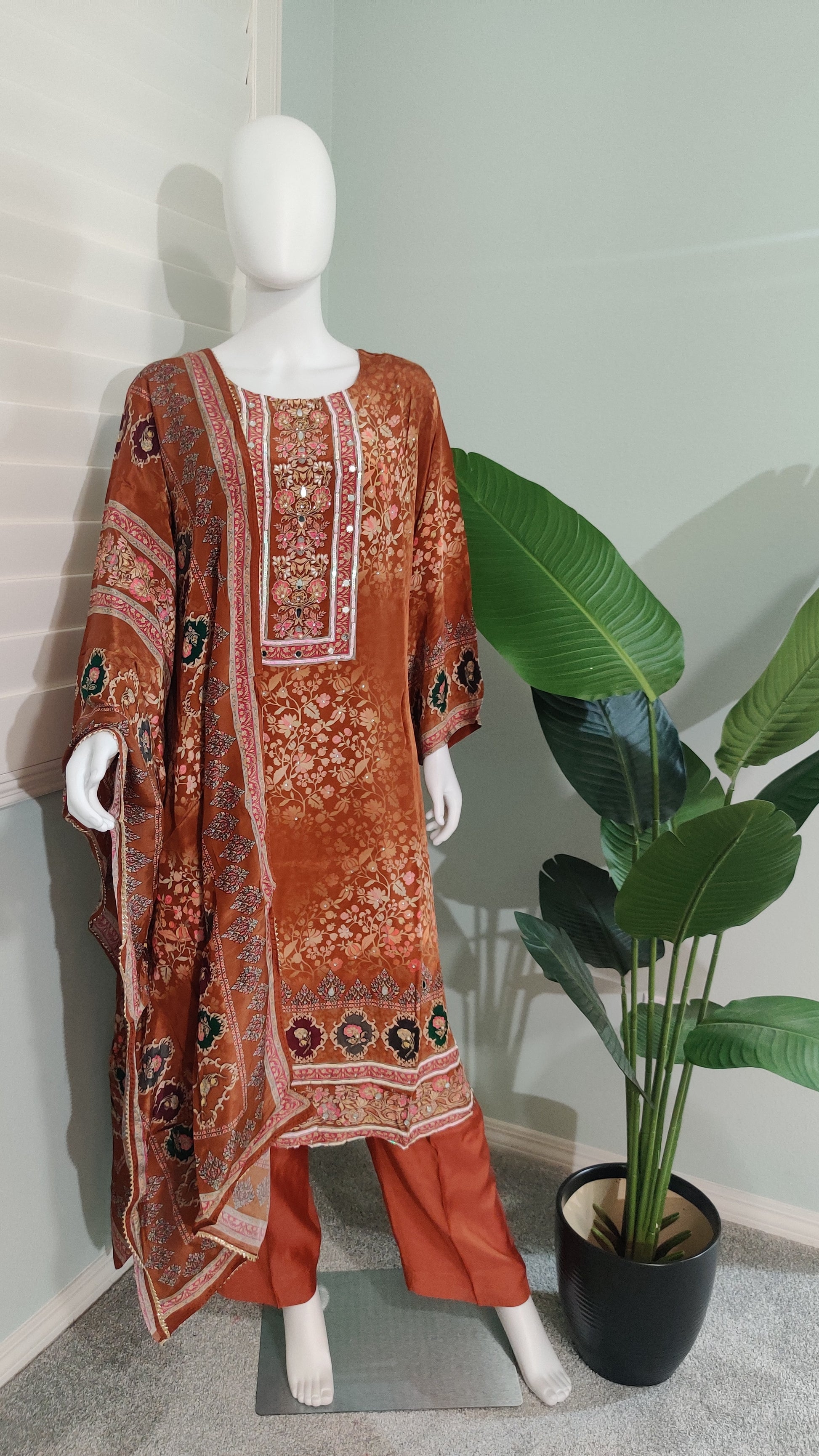 Crepe Silk Printed Mirror-Work Kurta Set