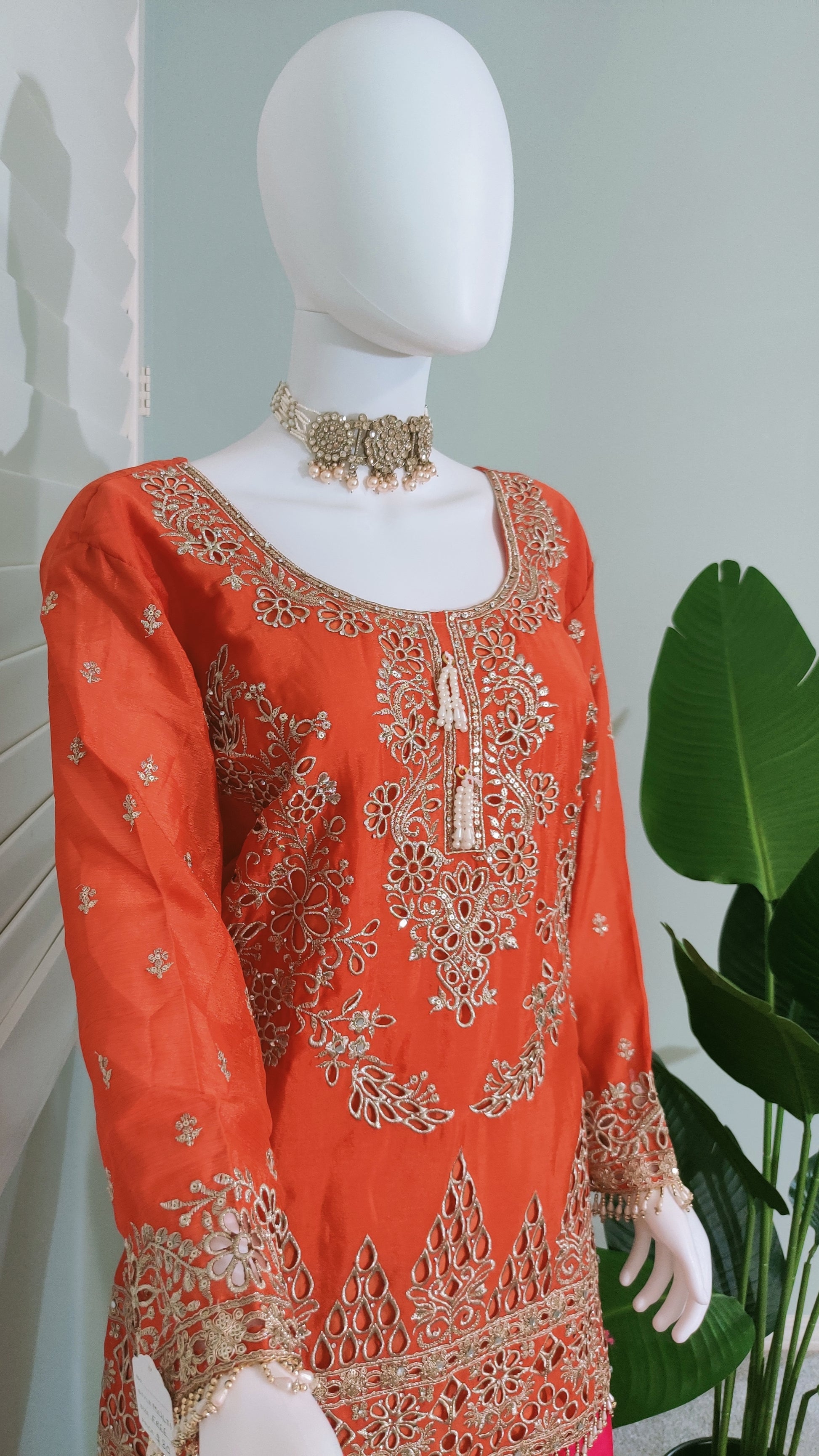 **Festive Radiance: A Tale of Two Ensembles** ✨