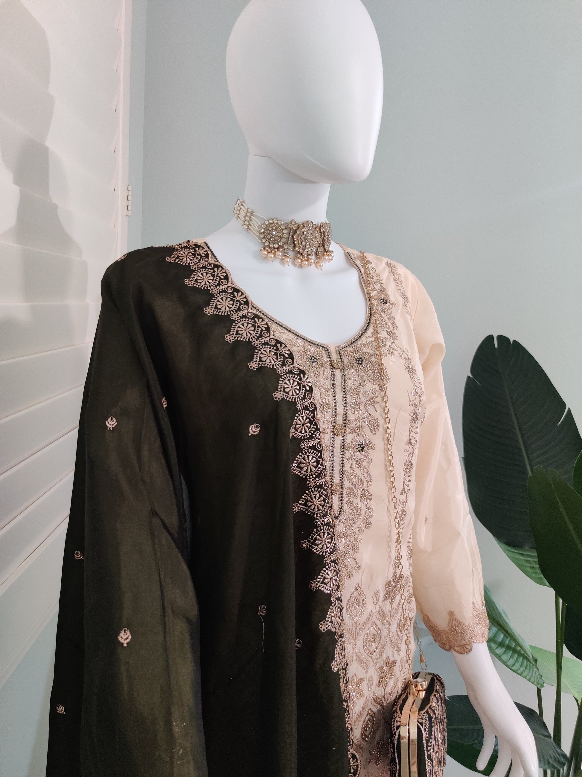 Glass Organza Embroidered Straight Pant Kurta set with Matching Purse